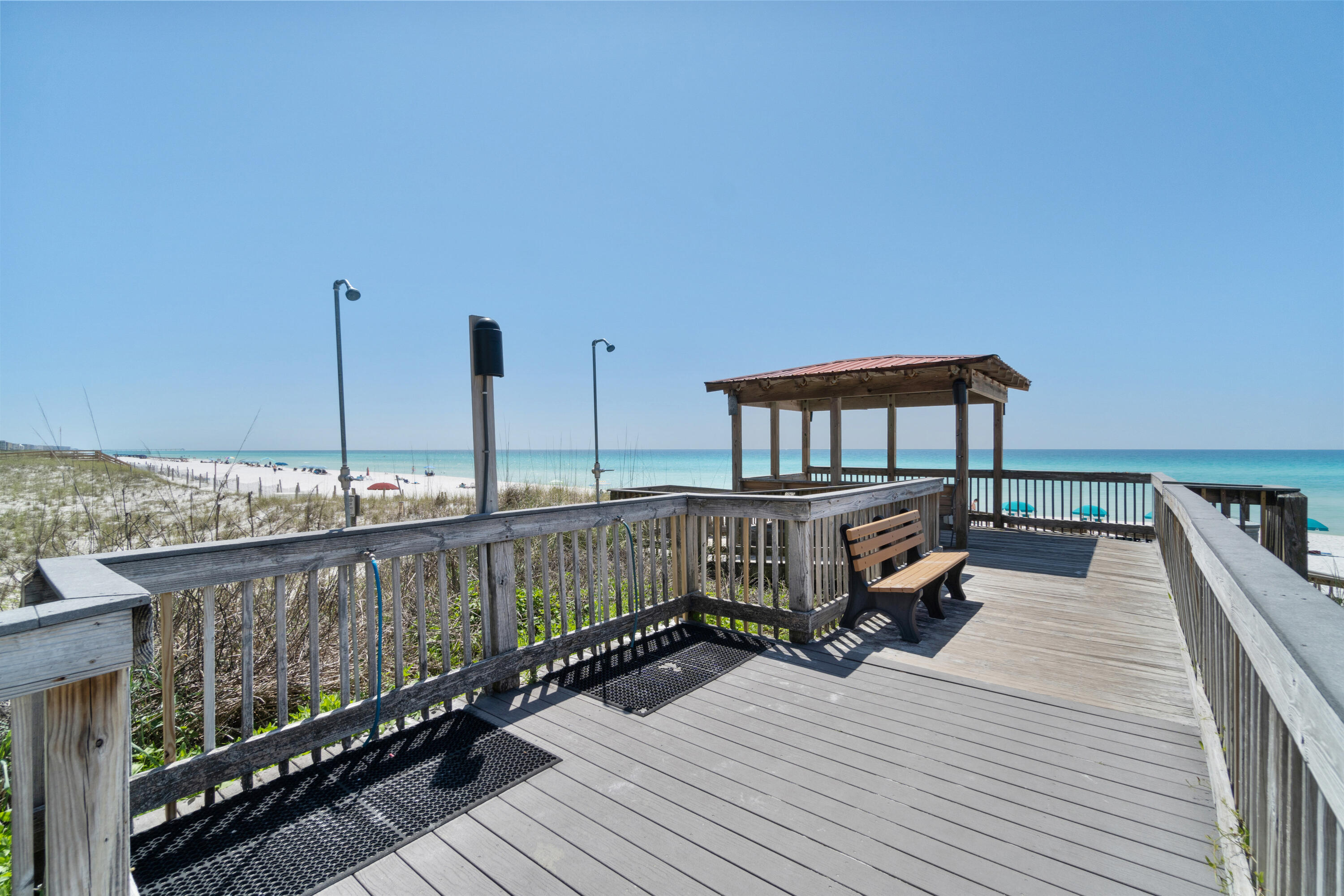 EL MATADOR CONDO - Residential