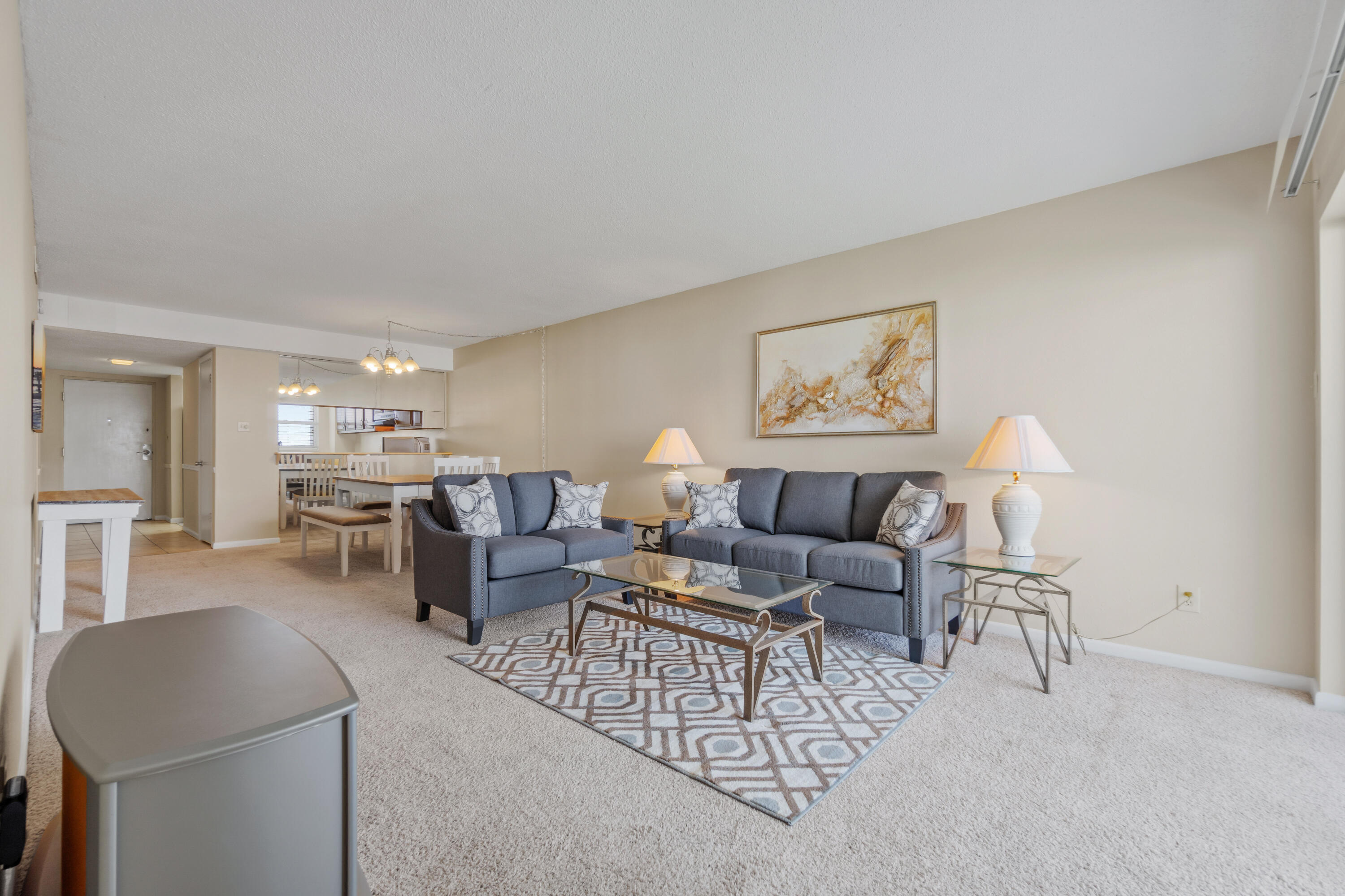 EL MATADOR CONDO - Residential