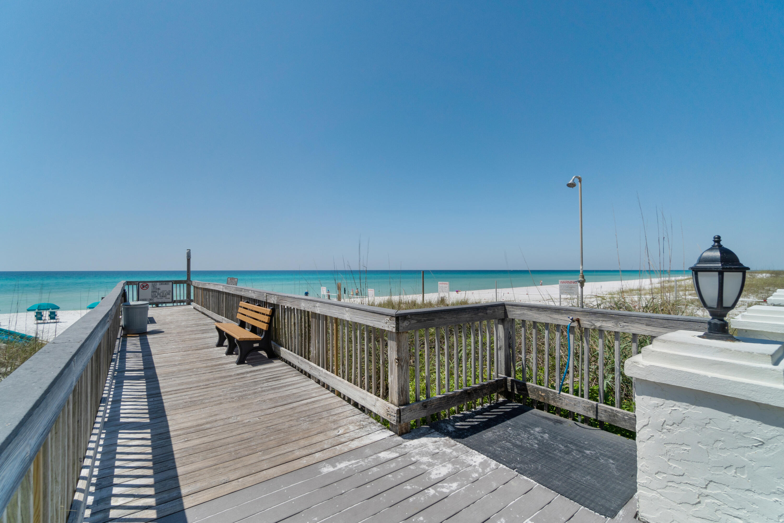 EL MATADOR CONDO - Residential