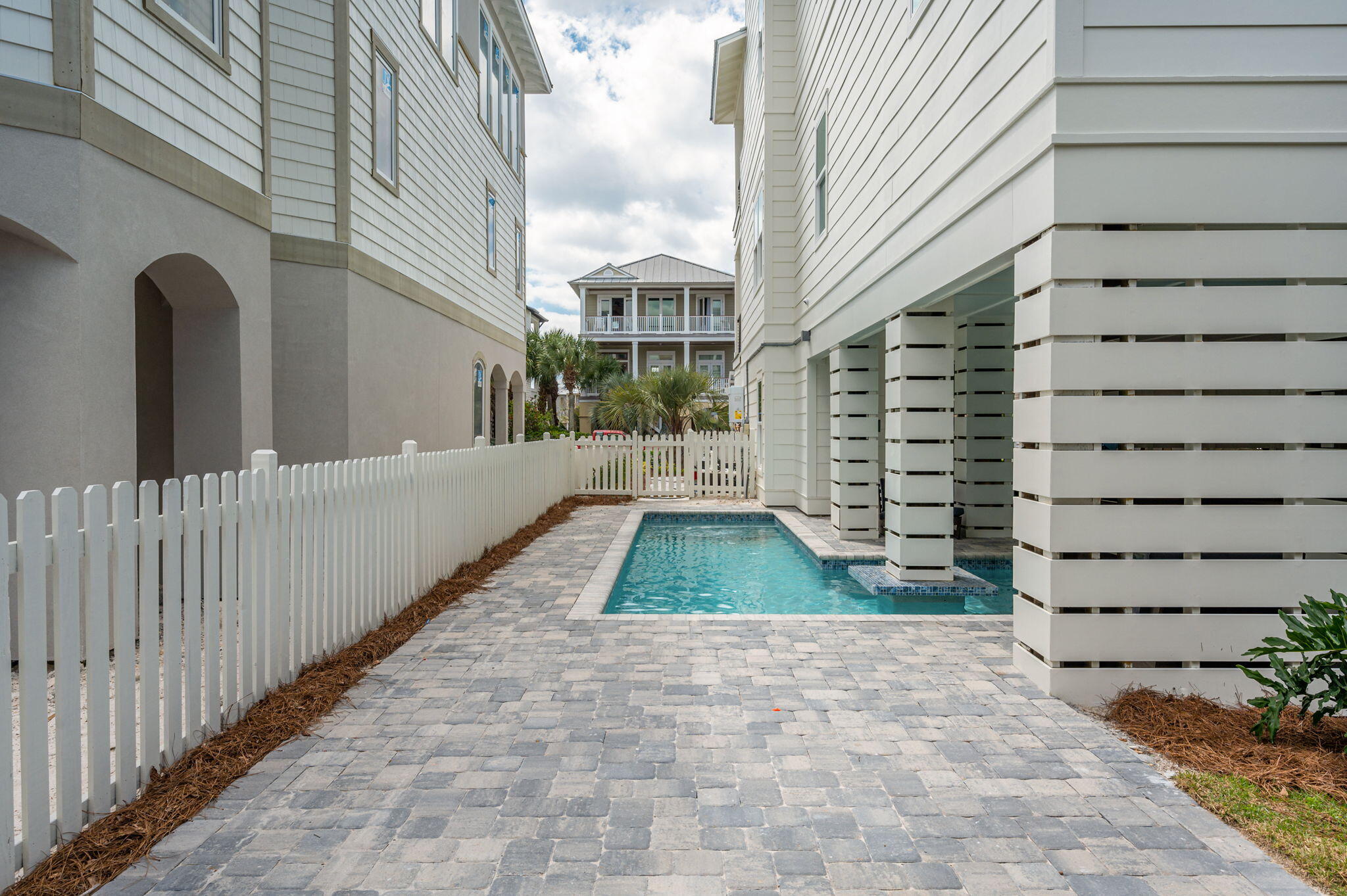 DESTIN POINTE - Residential