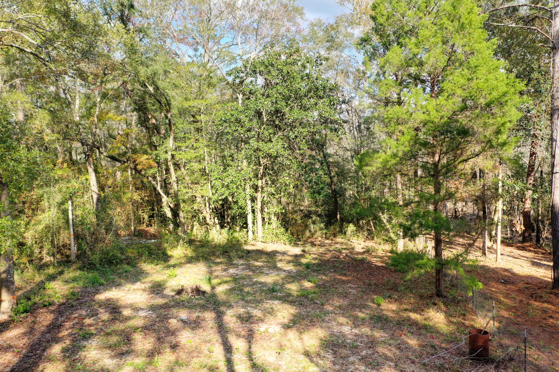 CHARLOTTE ESTATES - Land