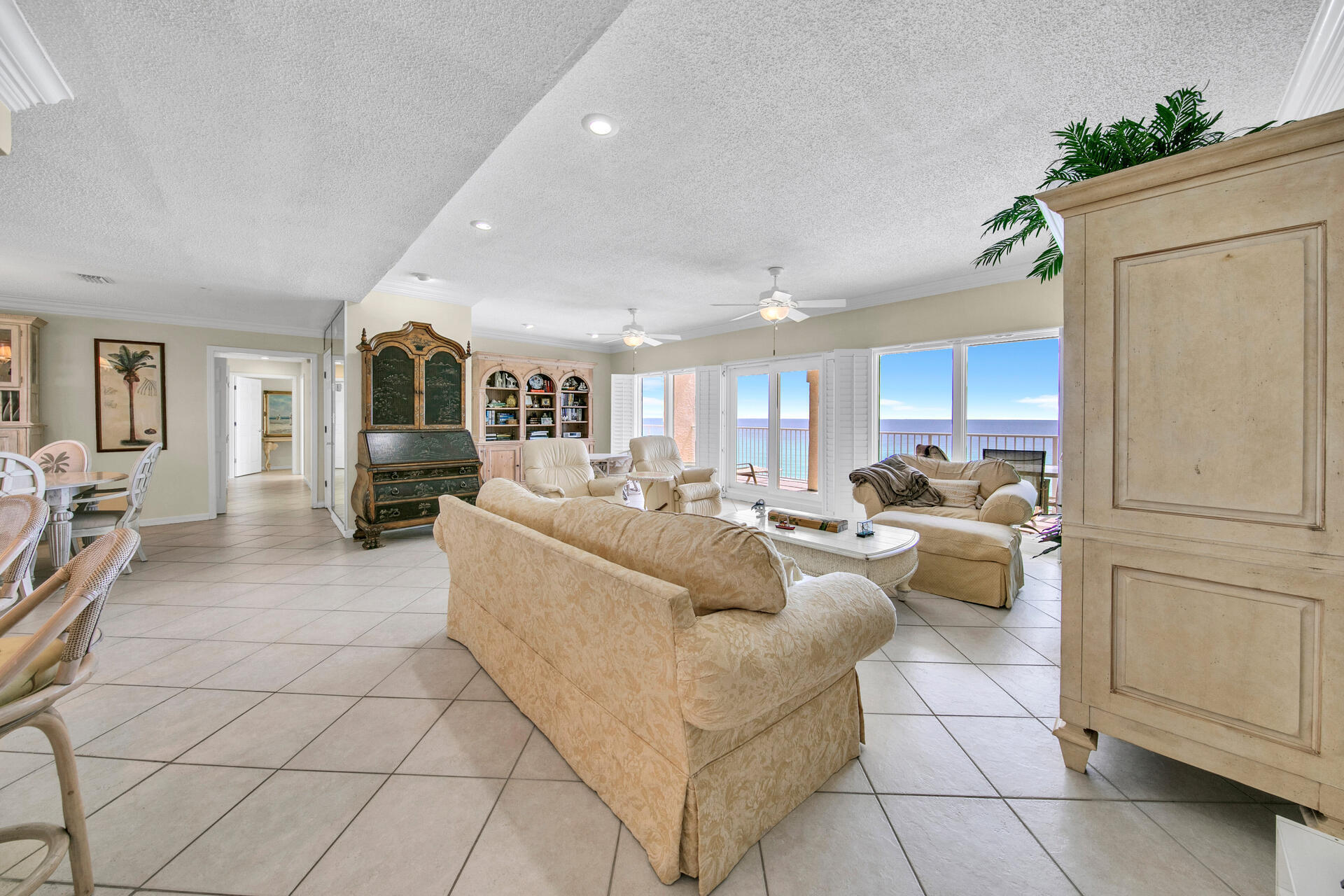 BEACH HOUSE CONDO PH 2 - Residential