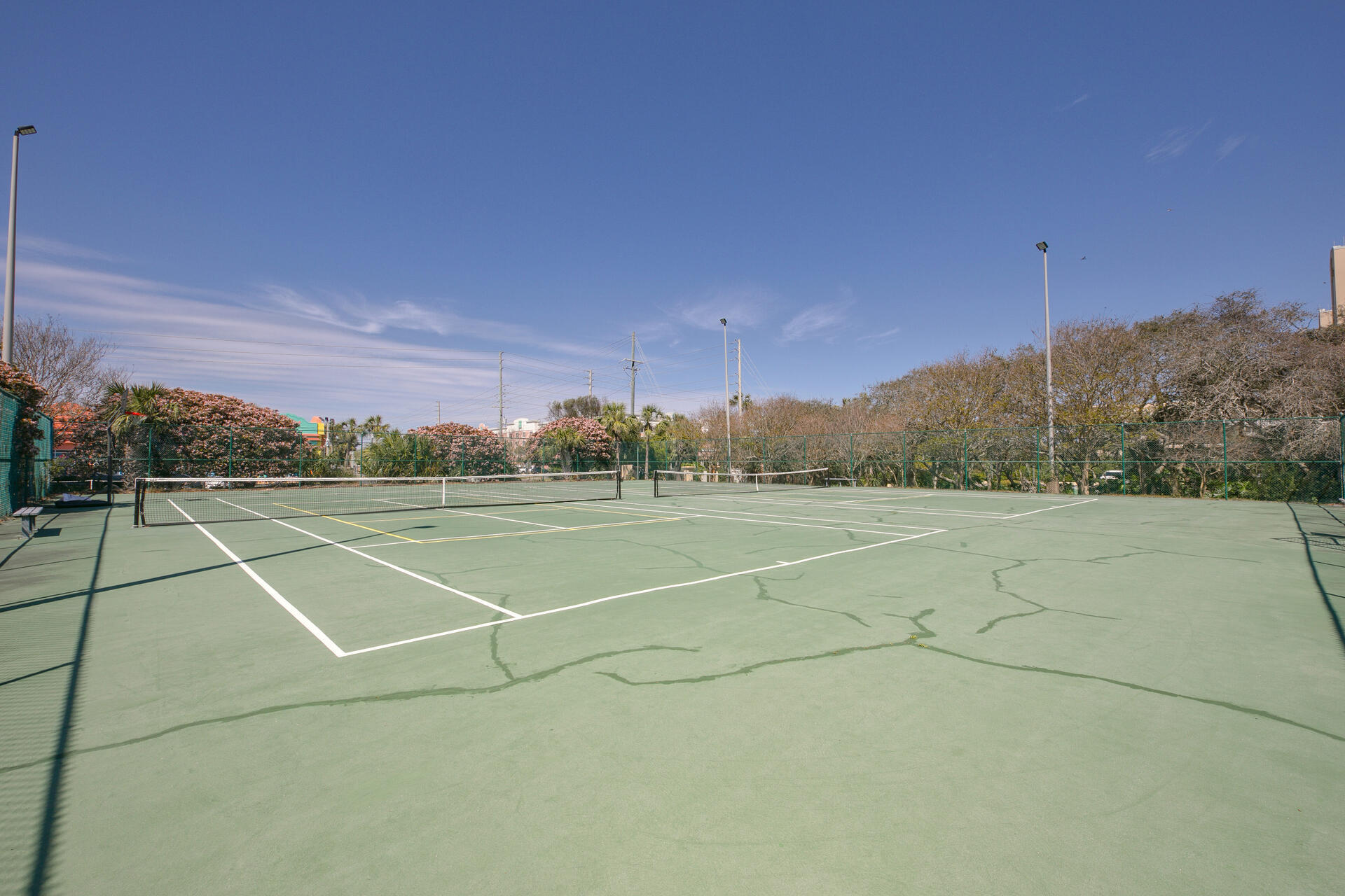 BEACH HOUSE CONDO PH 2 - Residential