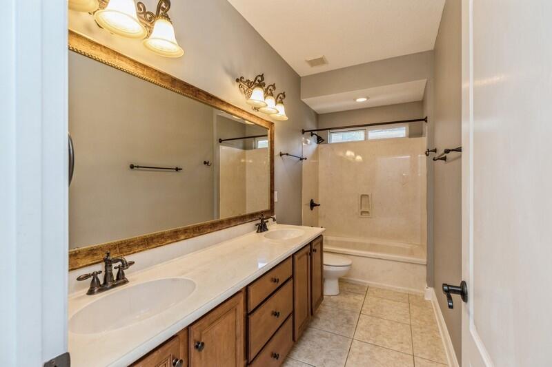 TRAILWOOD ESTATES - Residential