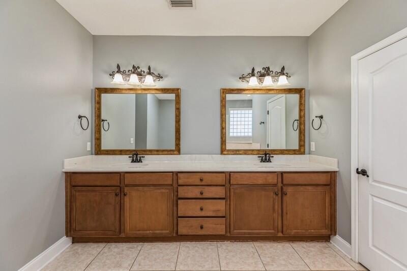 TRAILWOOD ESTATES - Residential