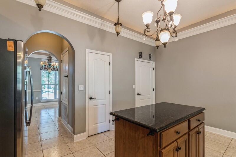 TRAILWOOD ESTATES - Residential