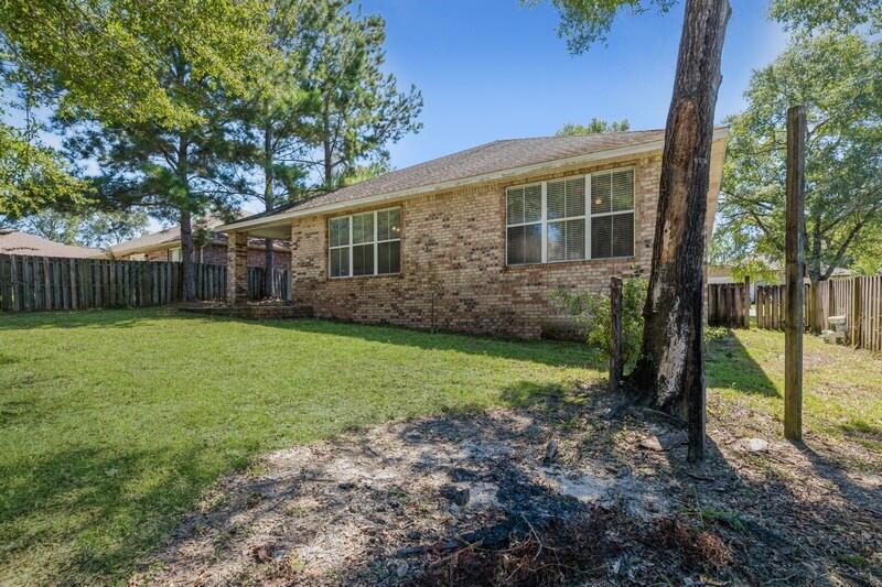 TRAILWOOD ESTATES - Residential