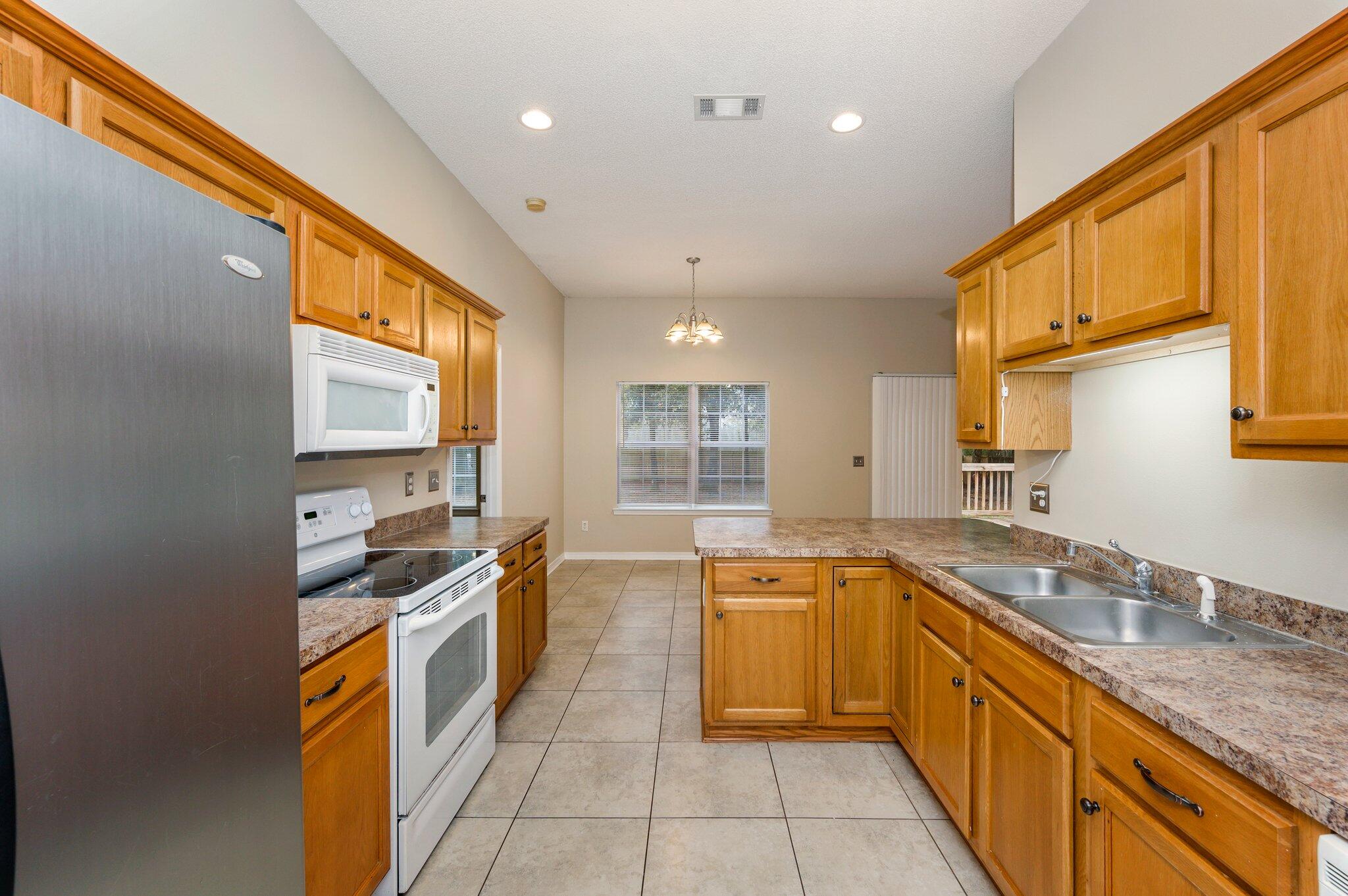 JAYDE ESTATES - Residential