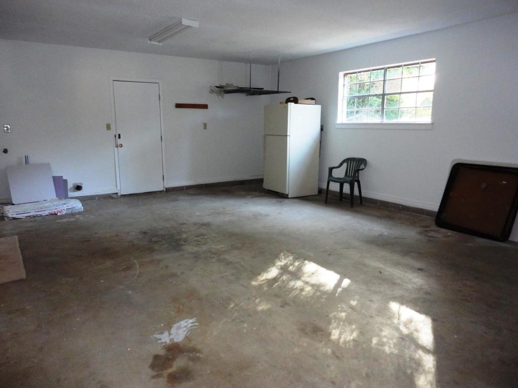 EDGE WATER VILLAGE NORTH - Residential