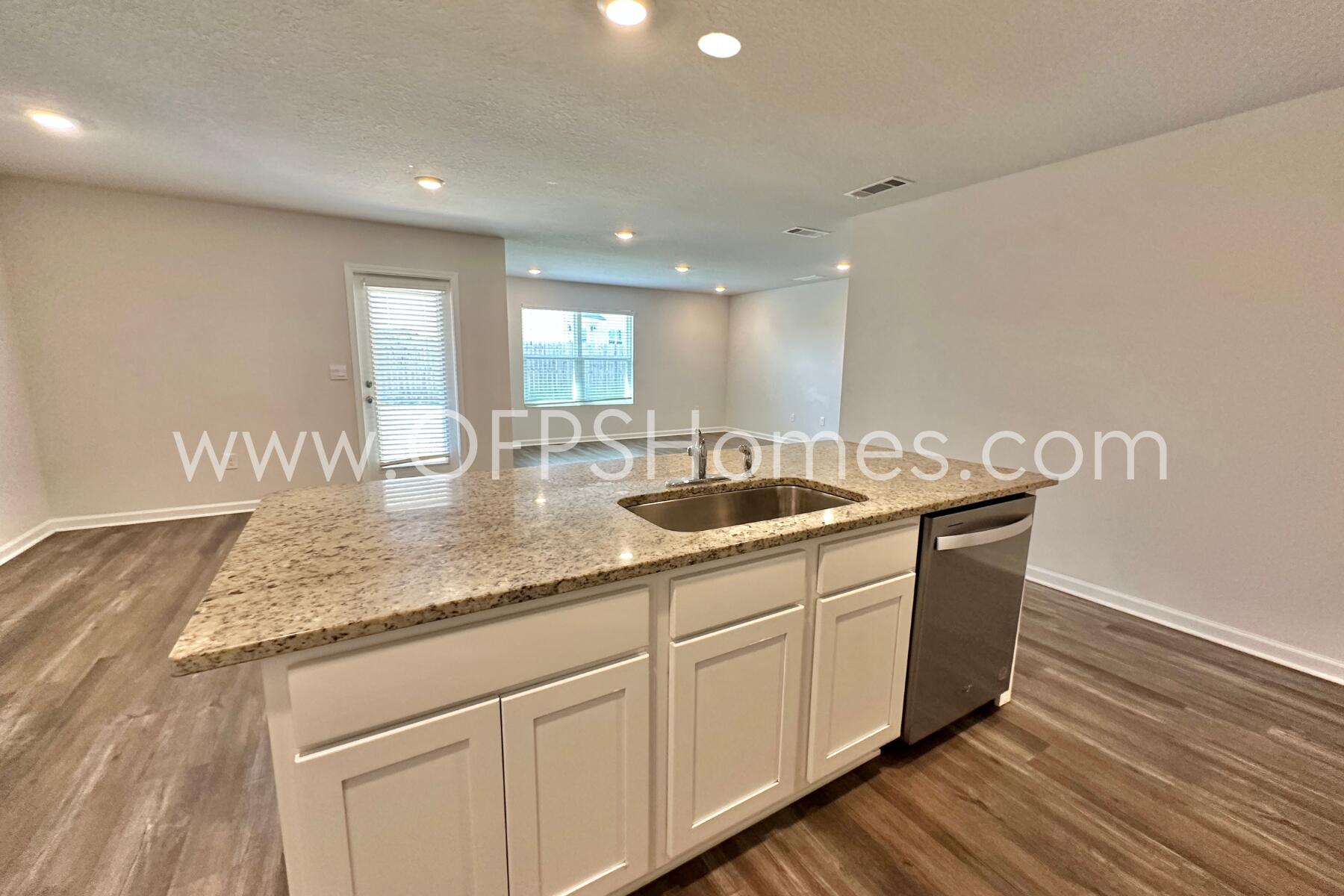 SHOAL RIVER LANDING - Residential Lease
