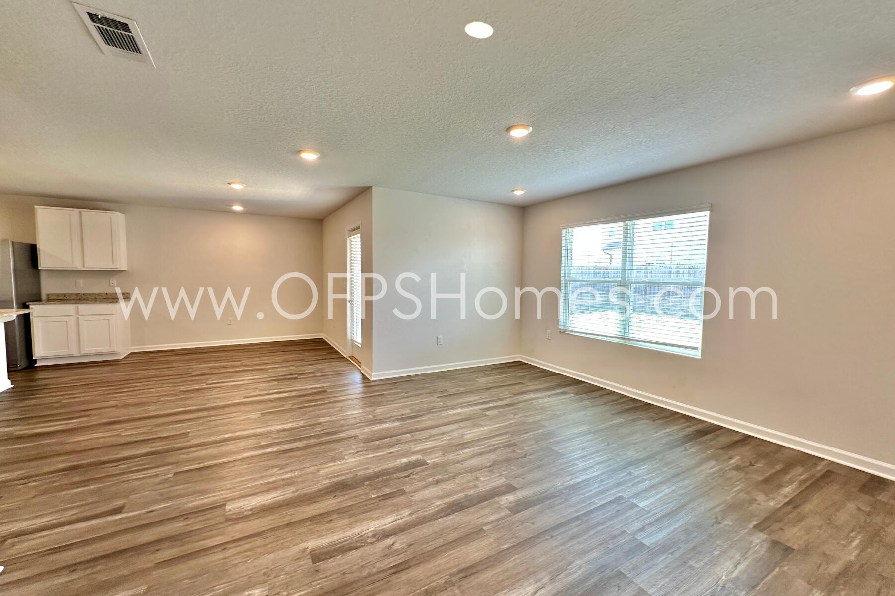 SHOAL RIVER LANDING - Residential Lease