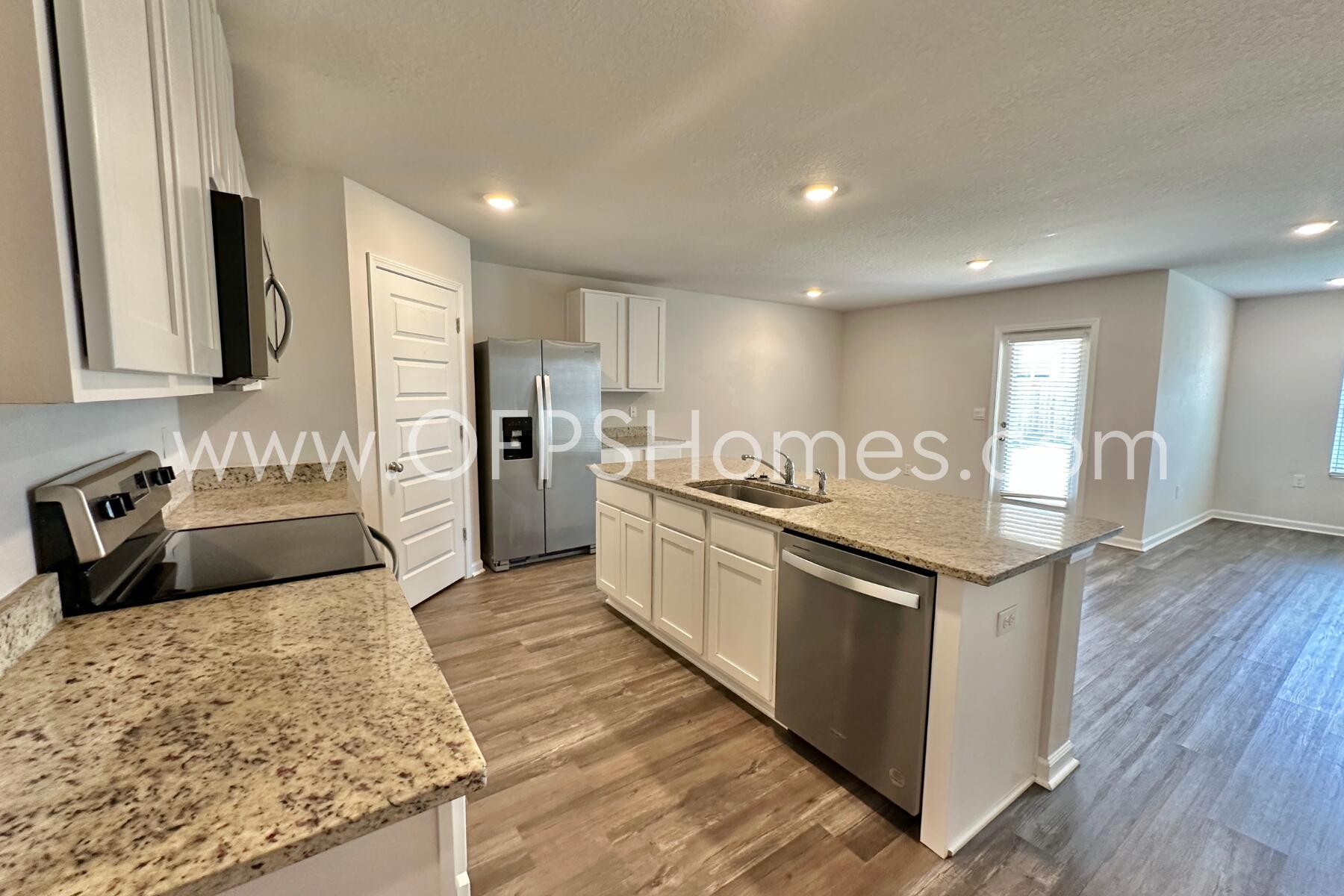 SHOAL RIVER LANDING - Residential Lease