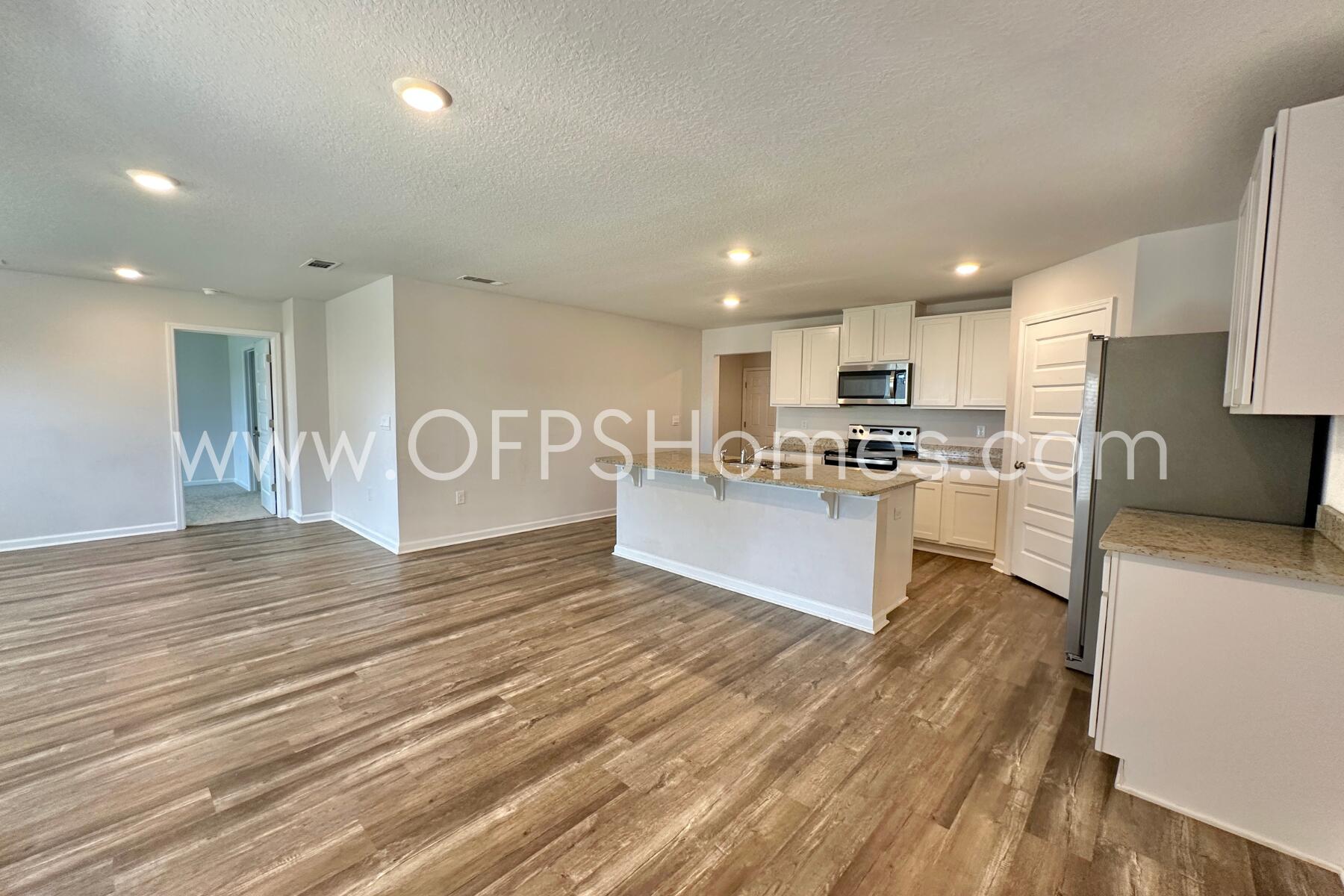 SHOAL RIVER LANDING - Residential Lease