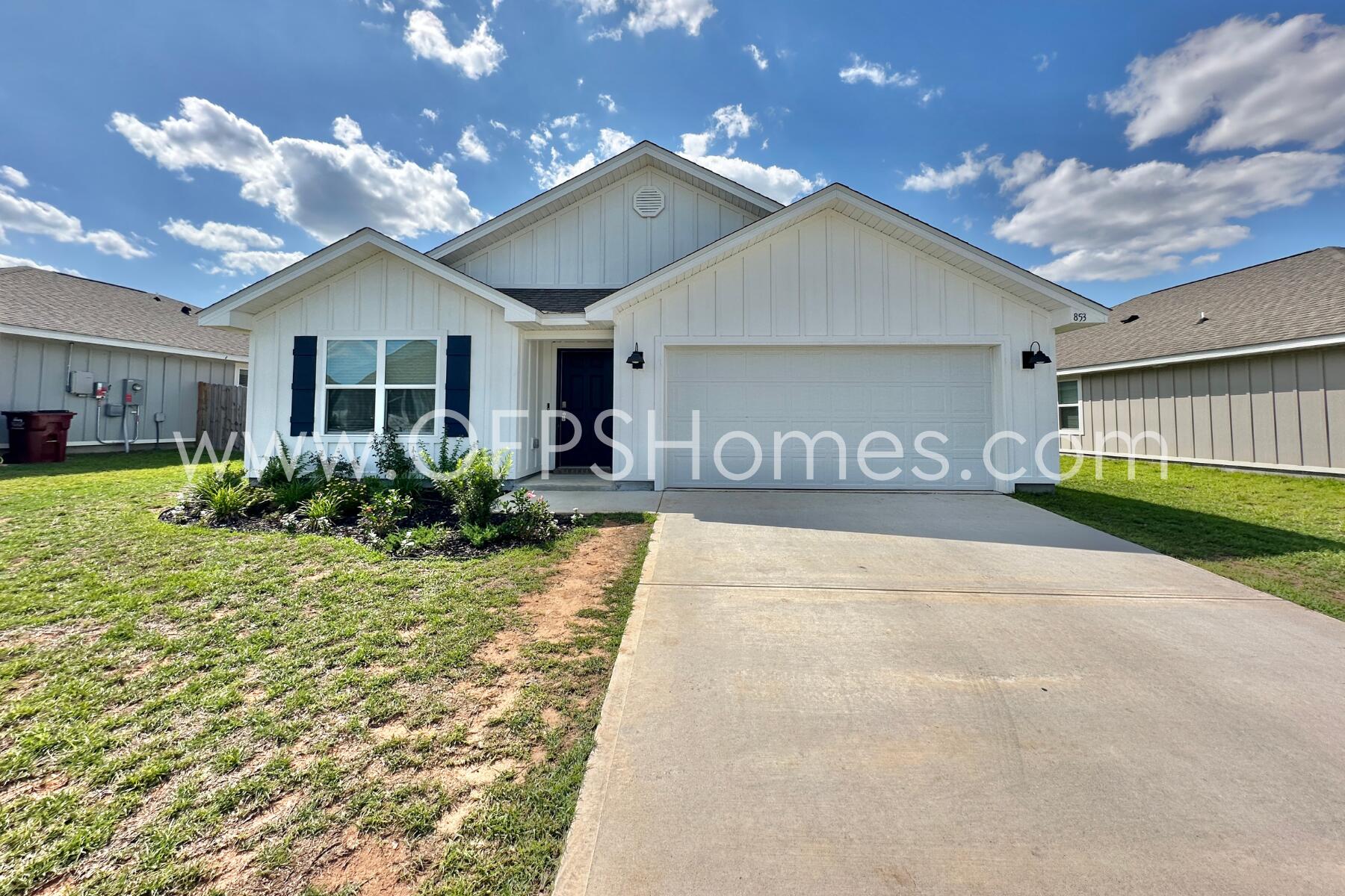 SHOAL RIVER LANDING - Residential Lease