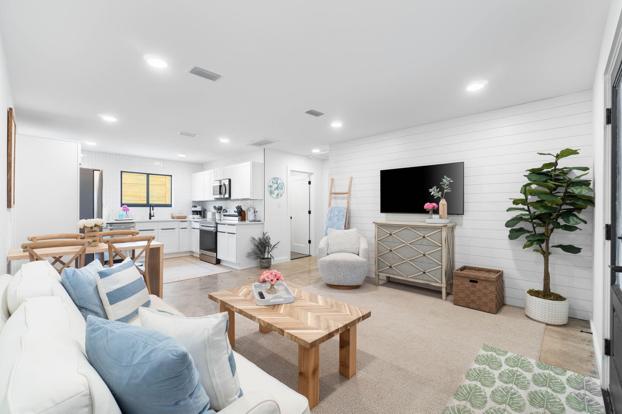 MIRAMAR BEACH - Residential