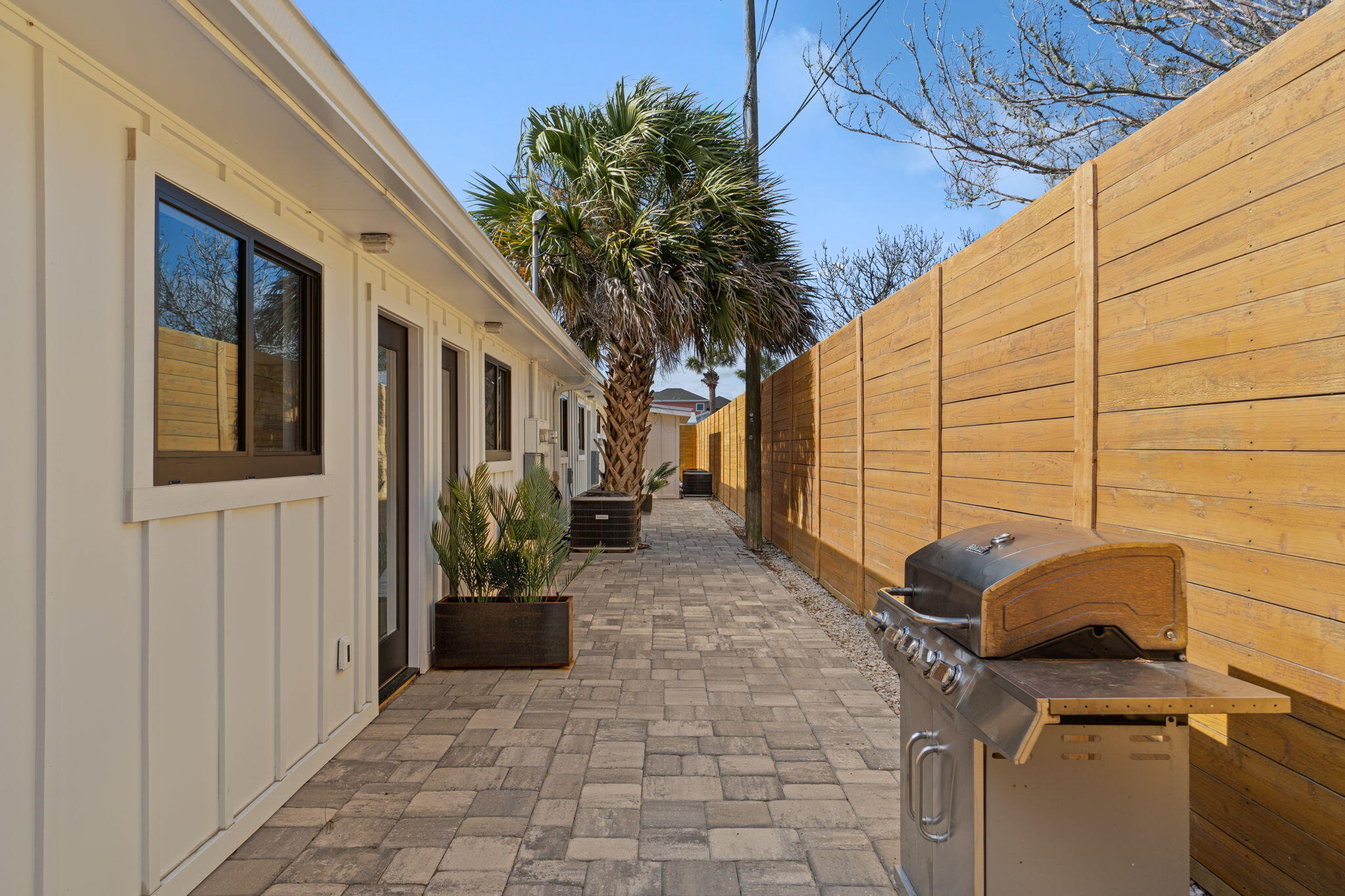 MIRAMAR BEACH - Residential