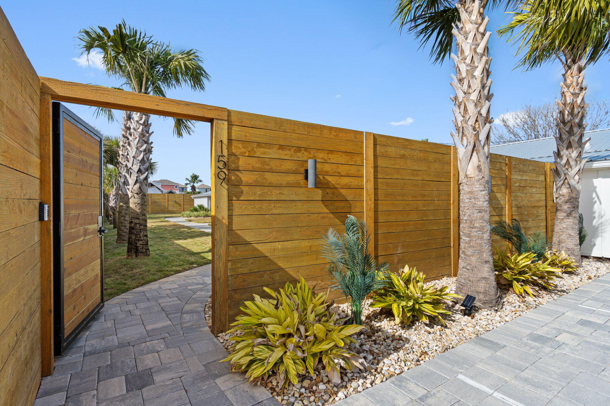 MIRAMAR BEACH - Residential