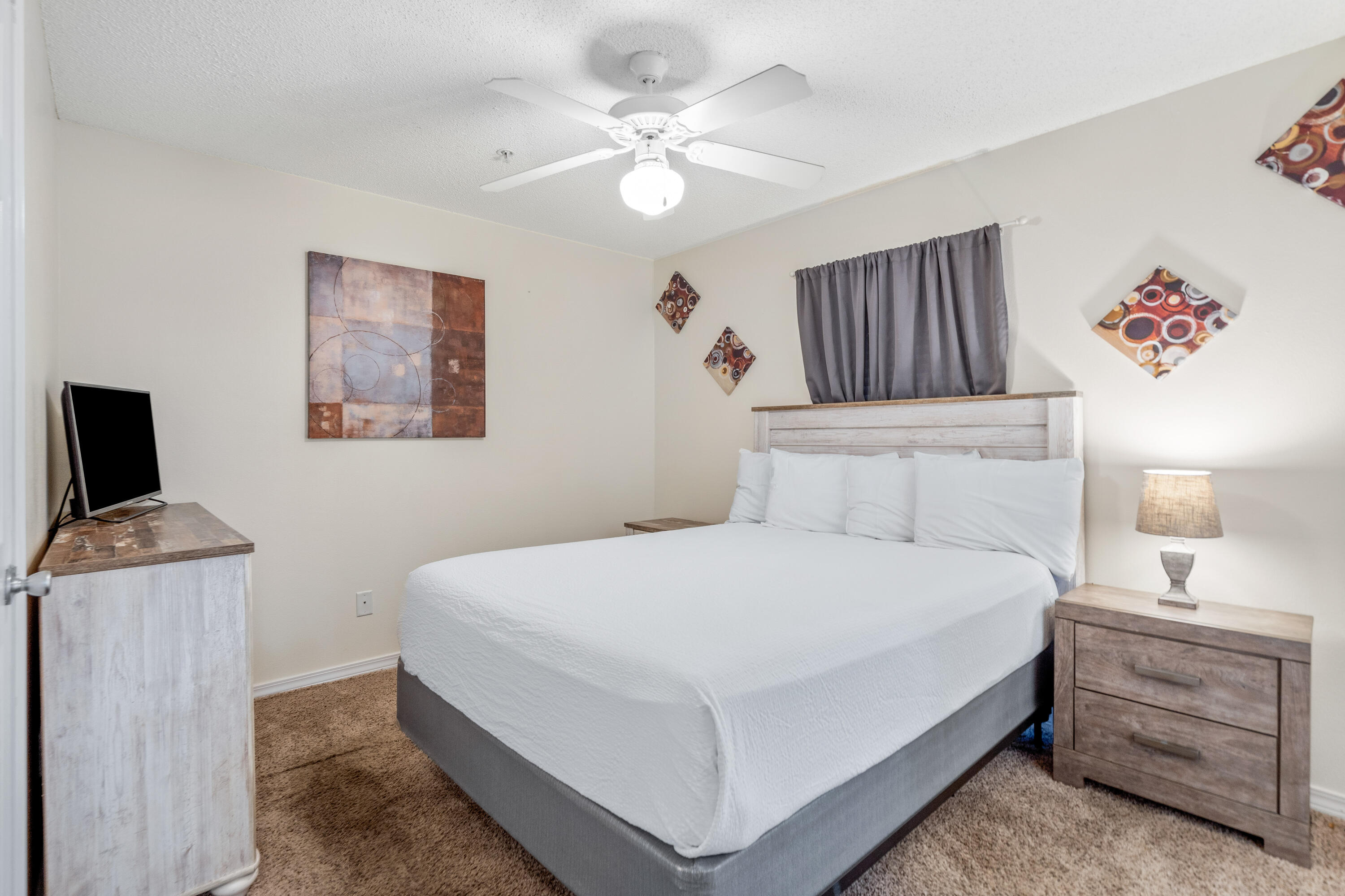 Gulf Island Condominium - Residential