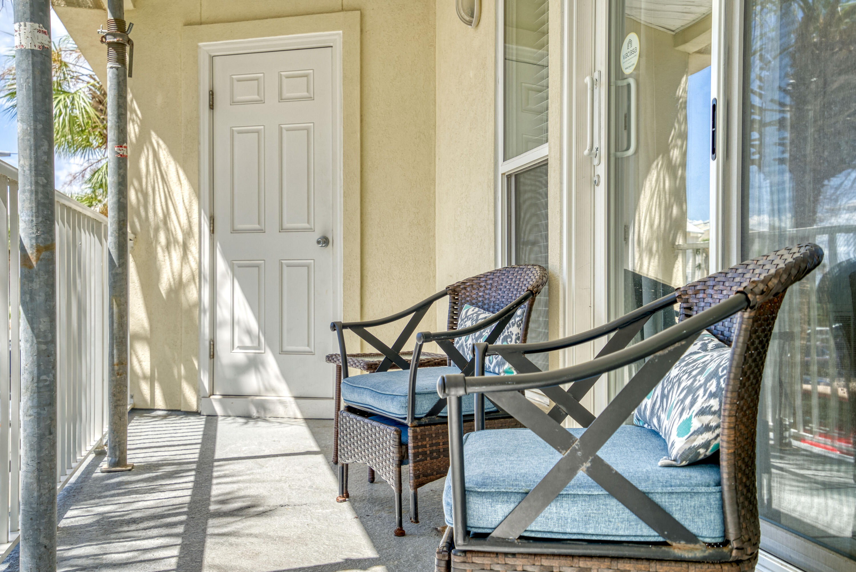 Gulf Island Condominium - Residential