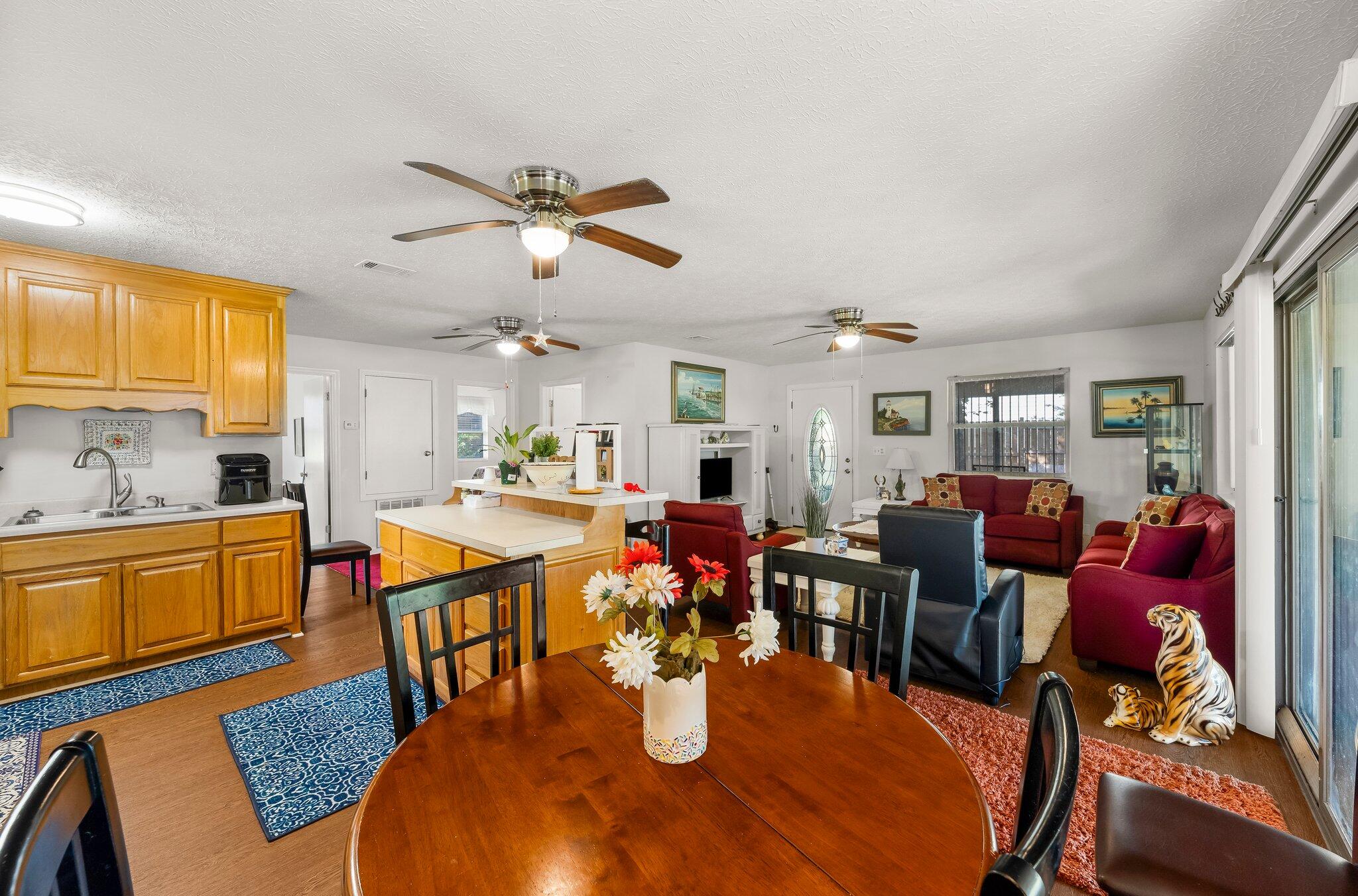 CEDAR CREEK HEIGHTS - Residential