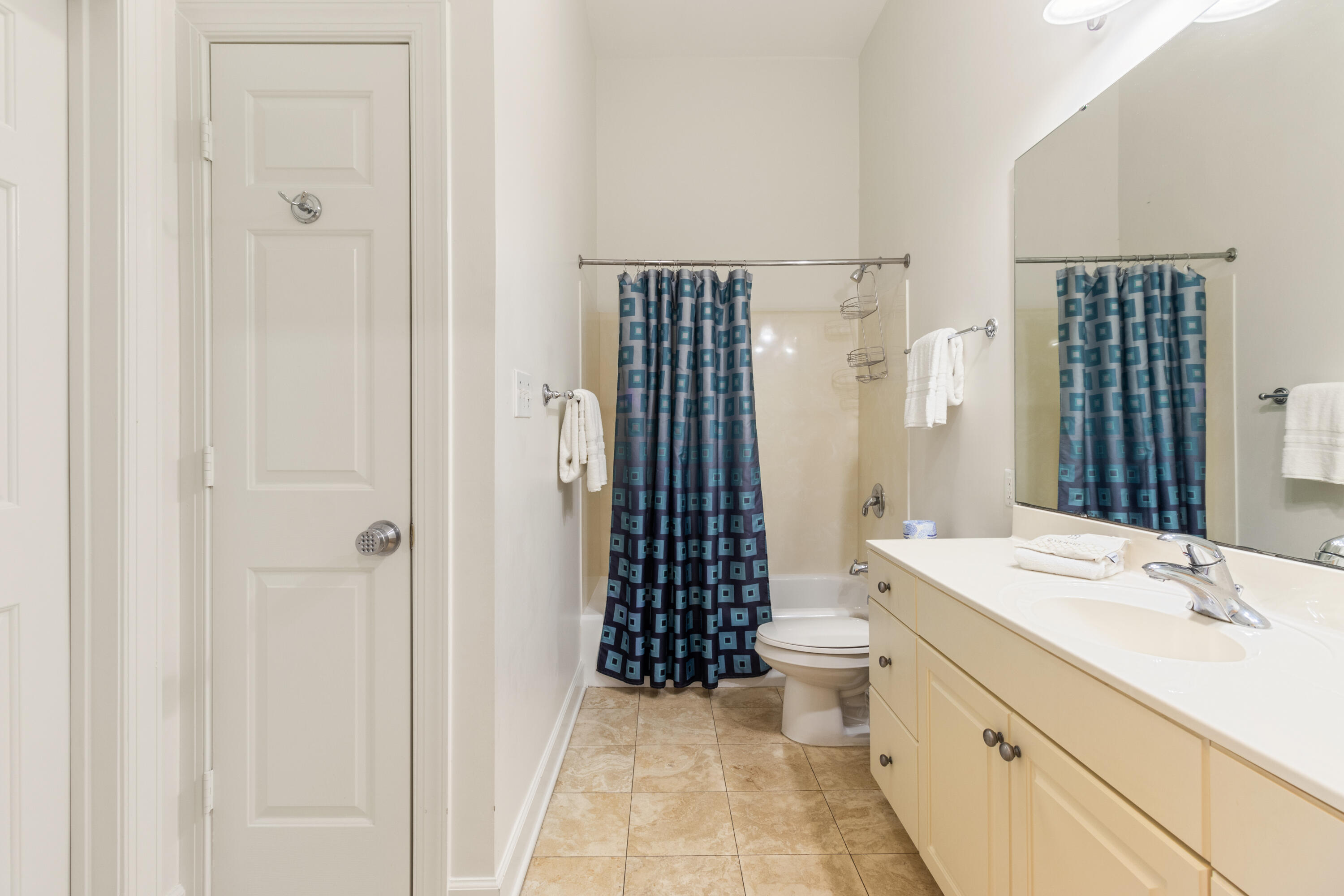 THE VILLAGE CONDO - Residential