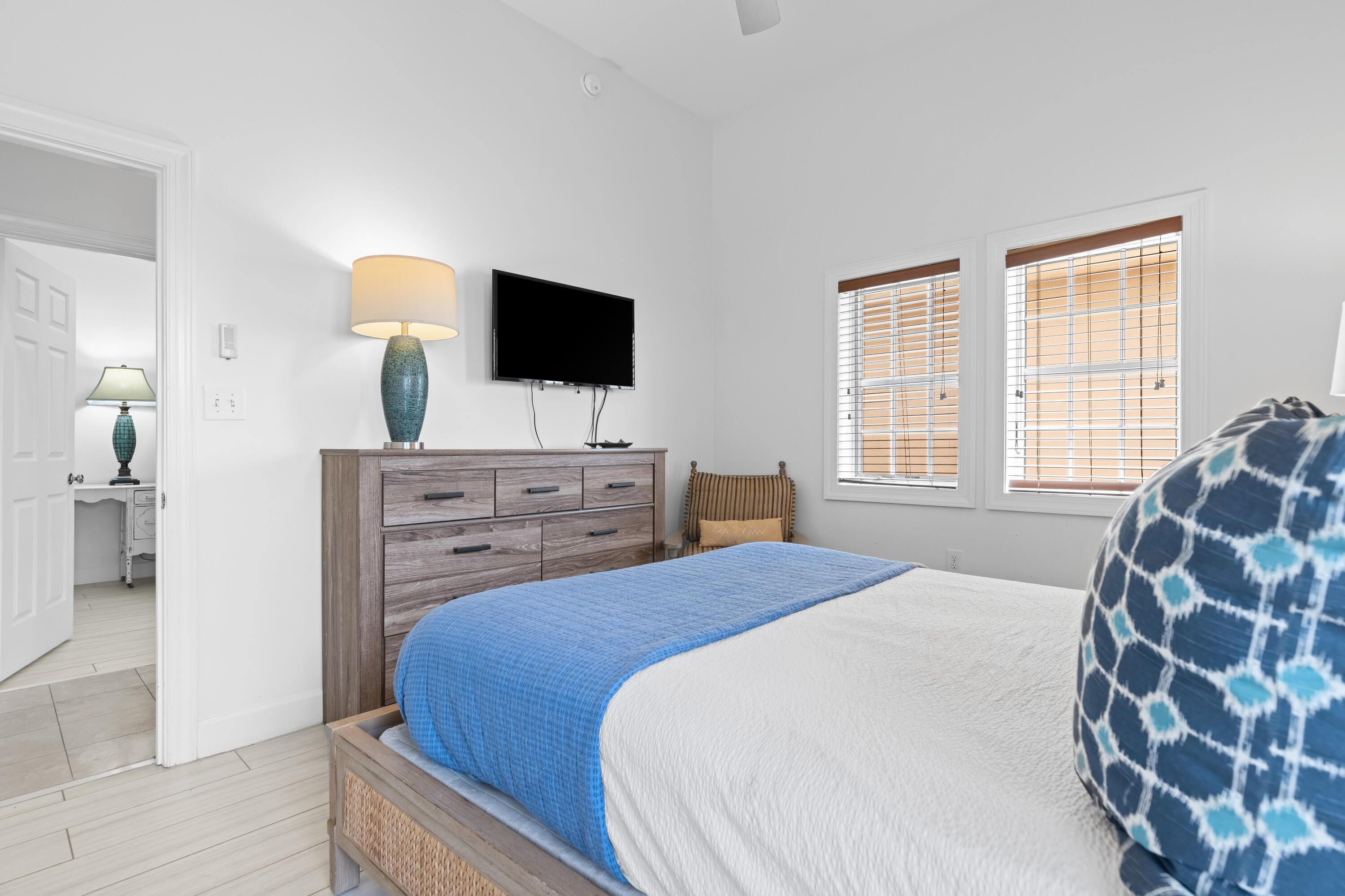 THE VILLAGE CONDO - Residential