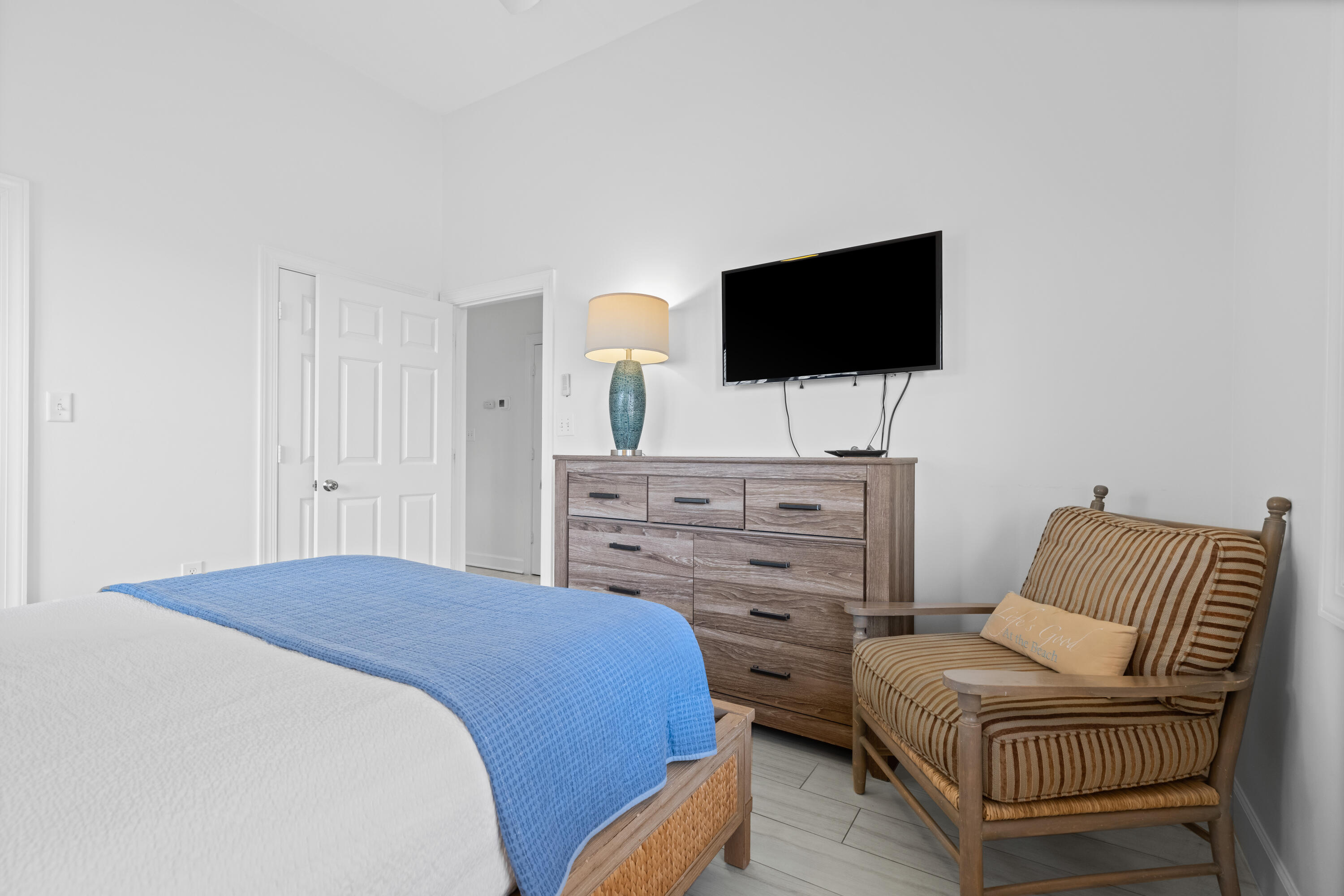THE VILLAGE CONDO - Residential
