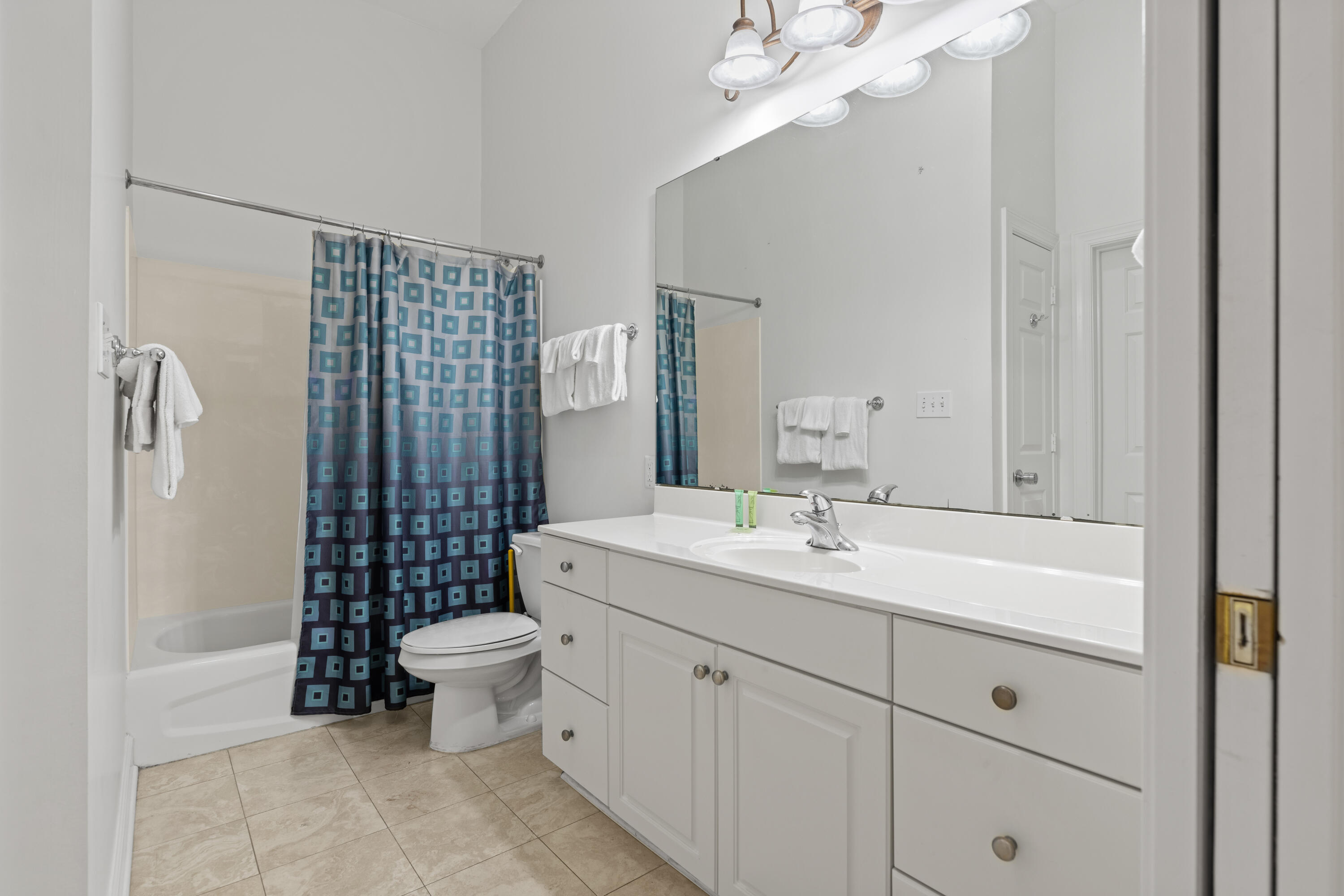 THE VILLAGE CONDO - Residential