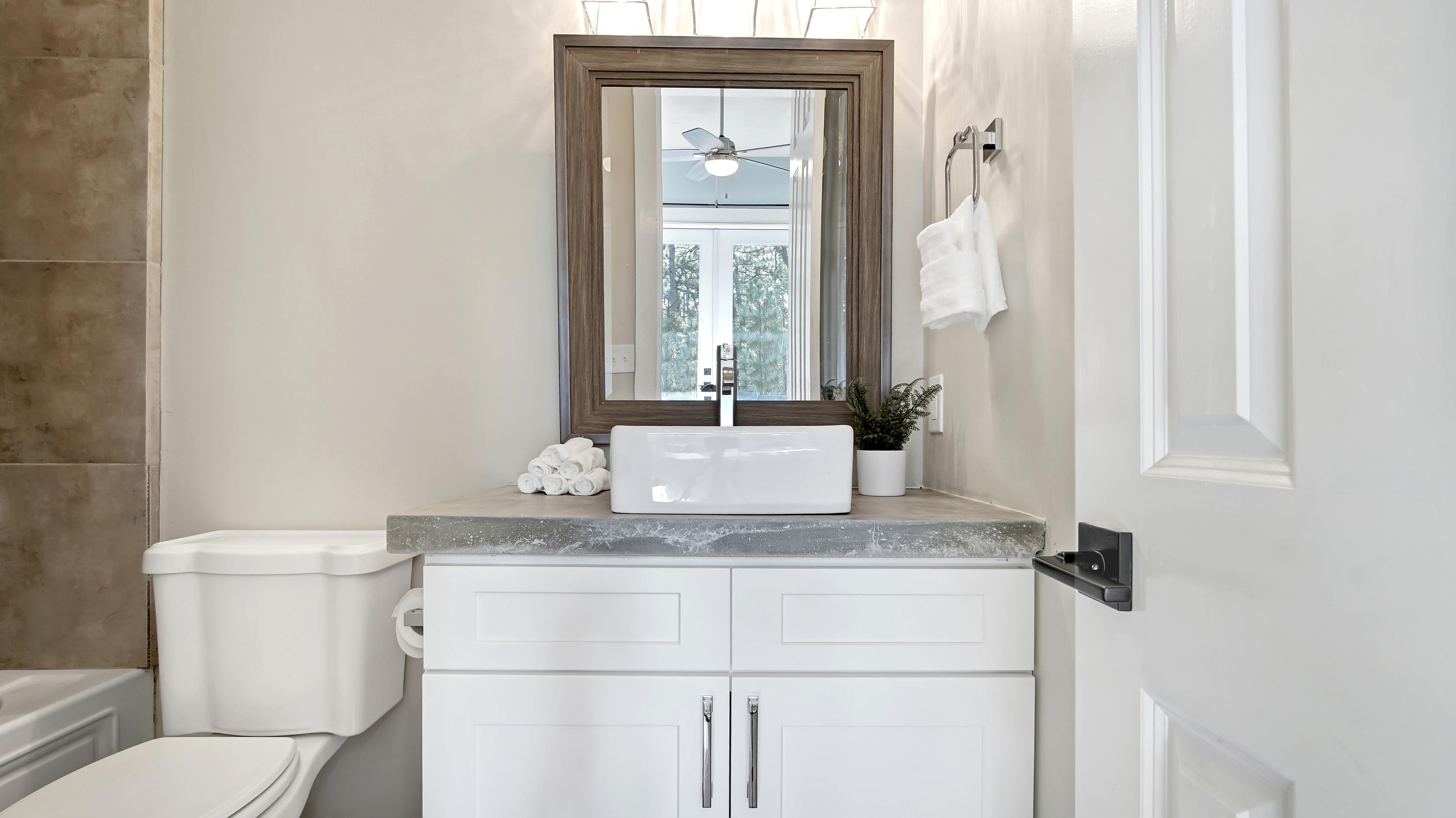 GULF SHORE MANOR - Residential