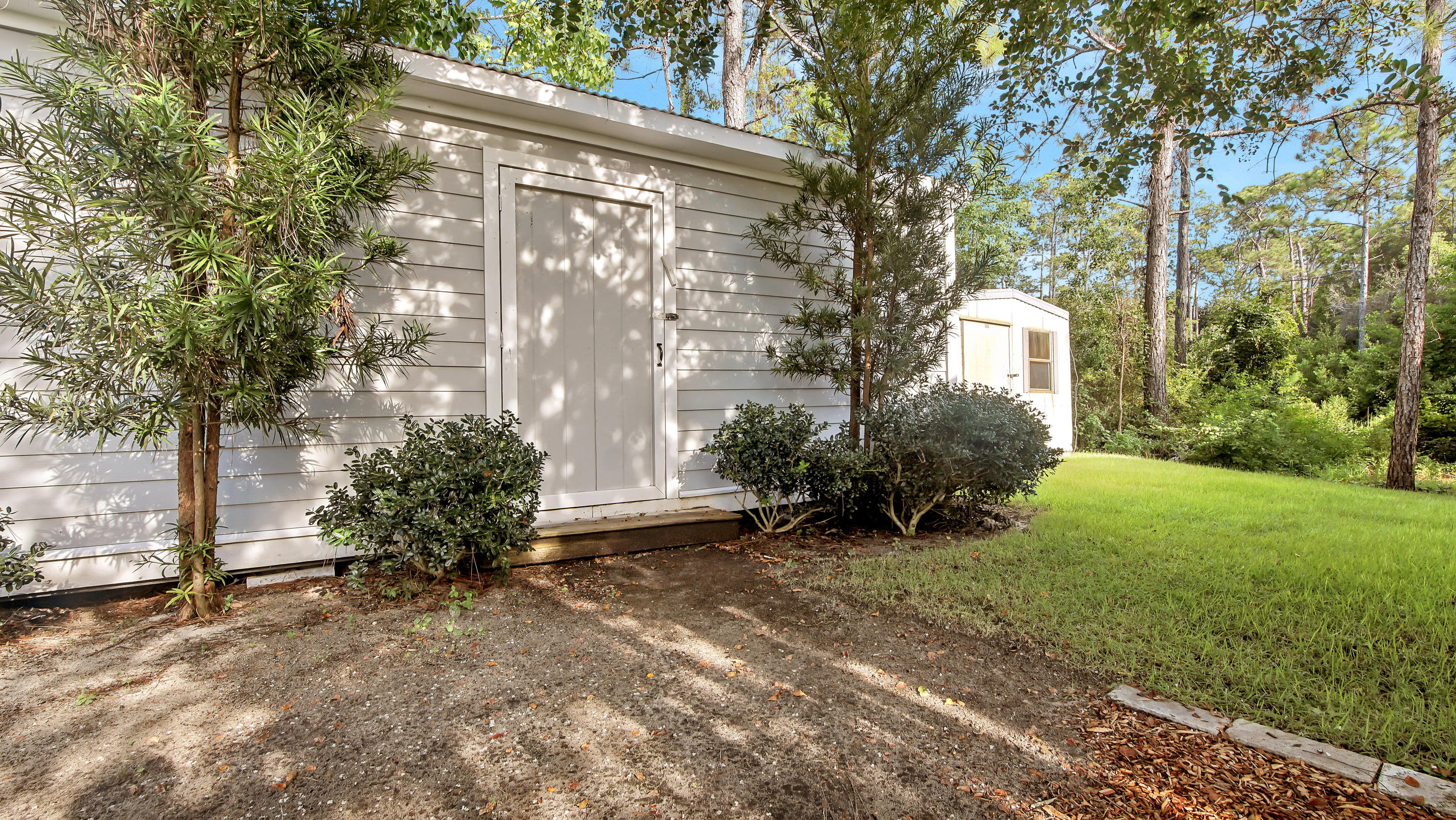 GULF SHORE MANOR - Residential