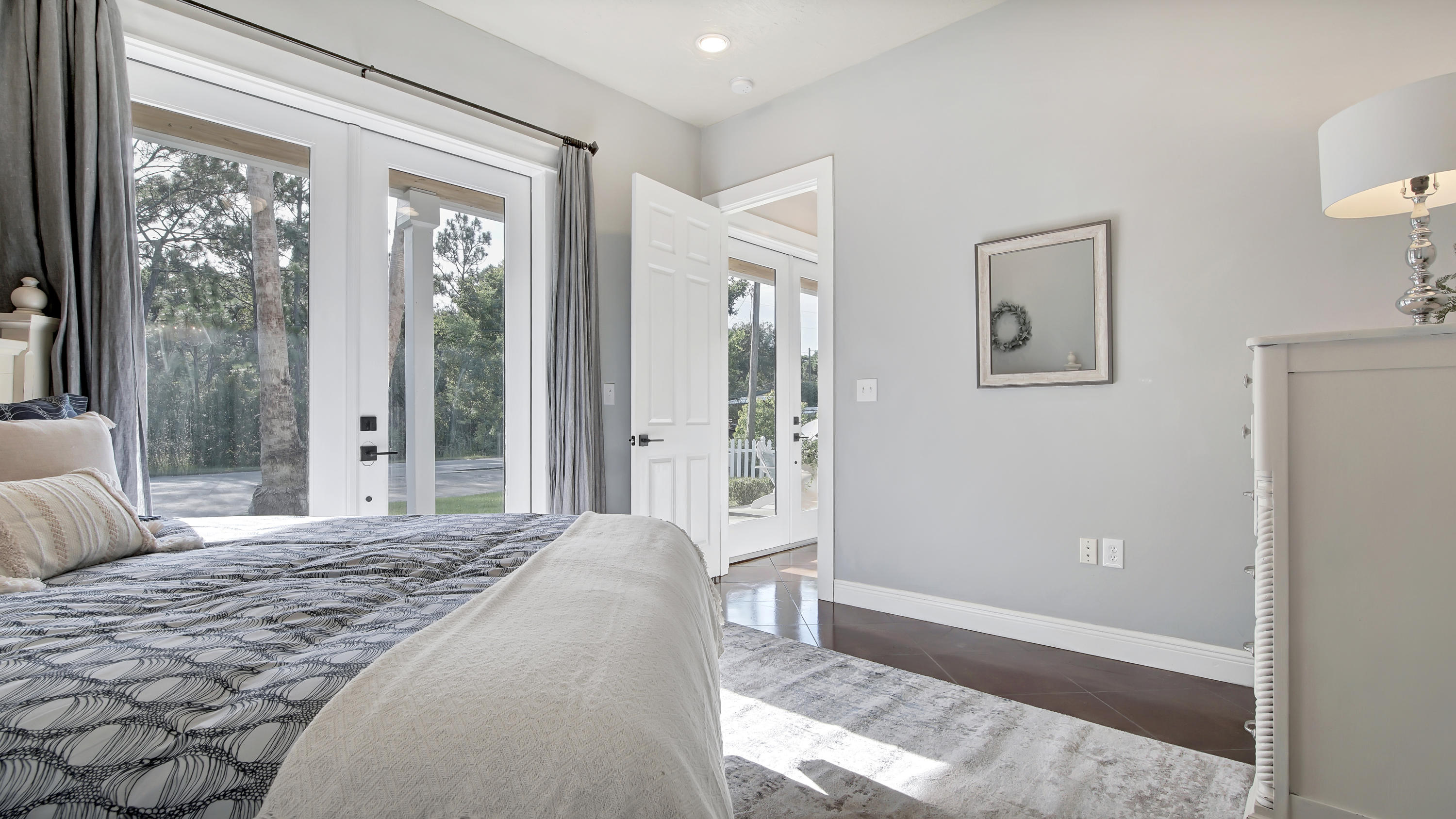 GULF SHORE MANOR - Residential