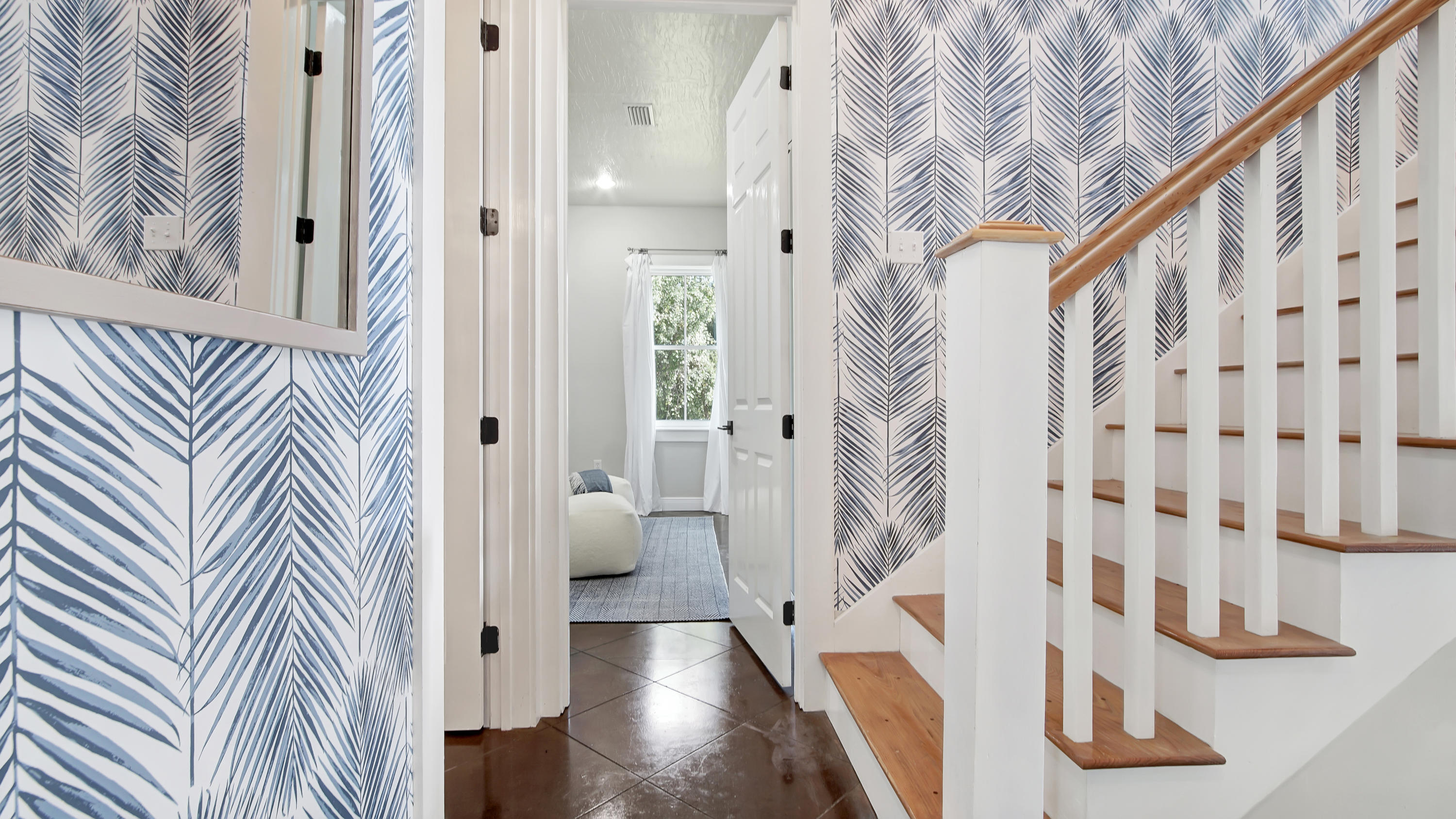 GULF SHORE MANOR - Residential