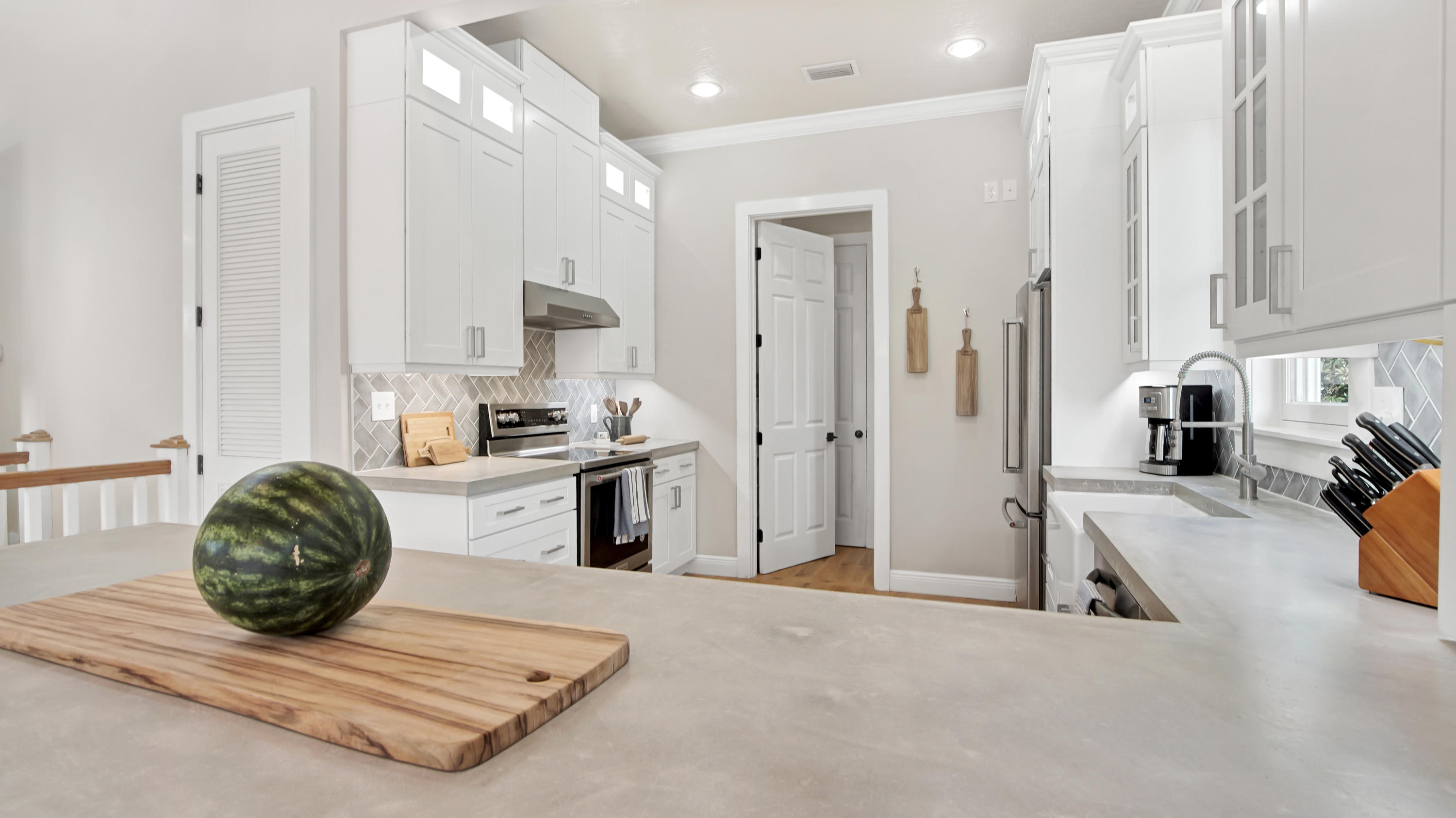 GULF SHORE MANOR - Residential