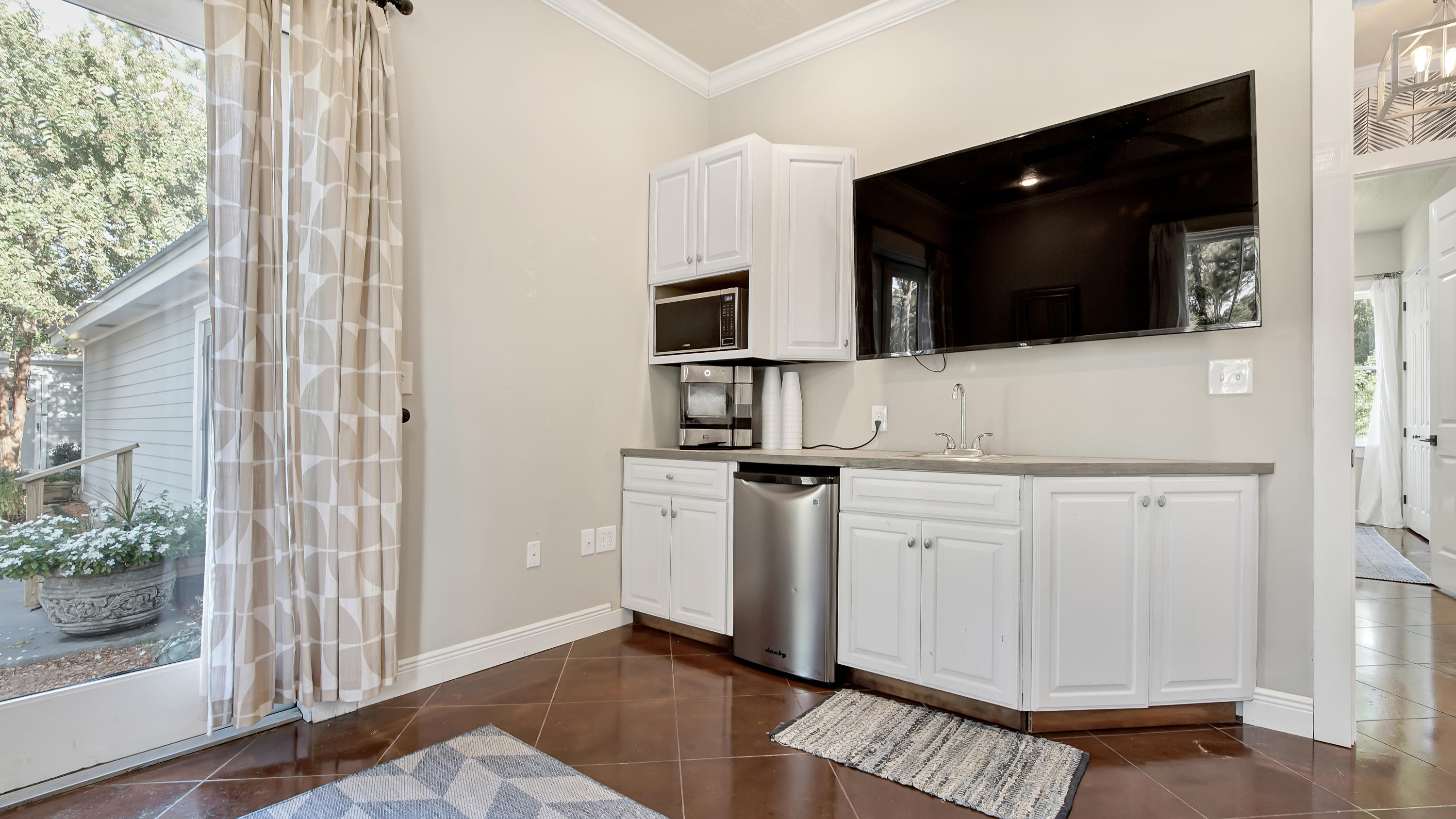 GULF SHORE MANOR - Residential