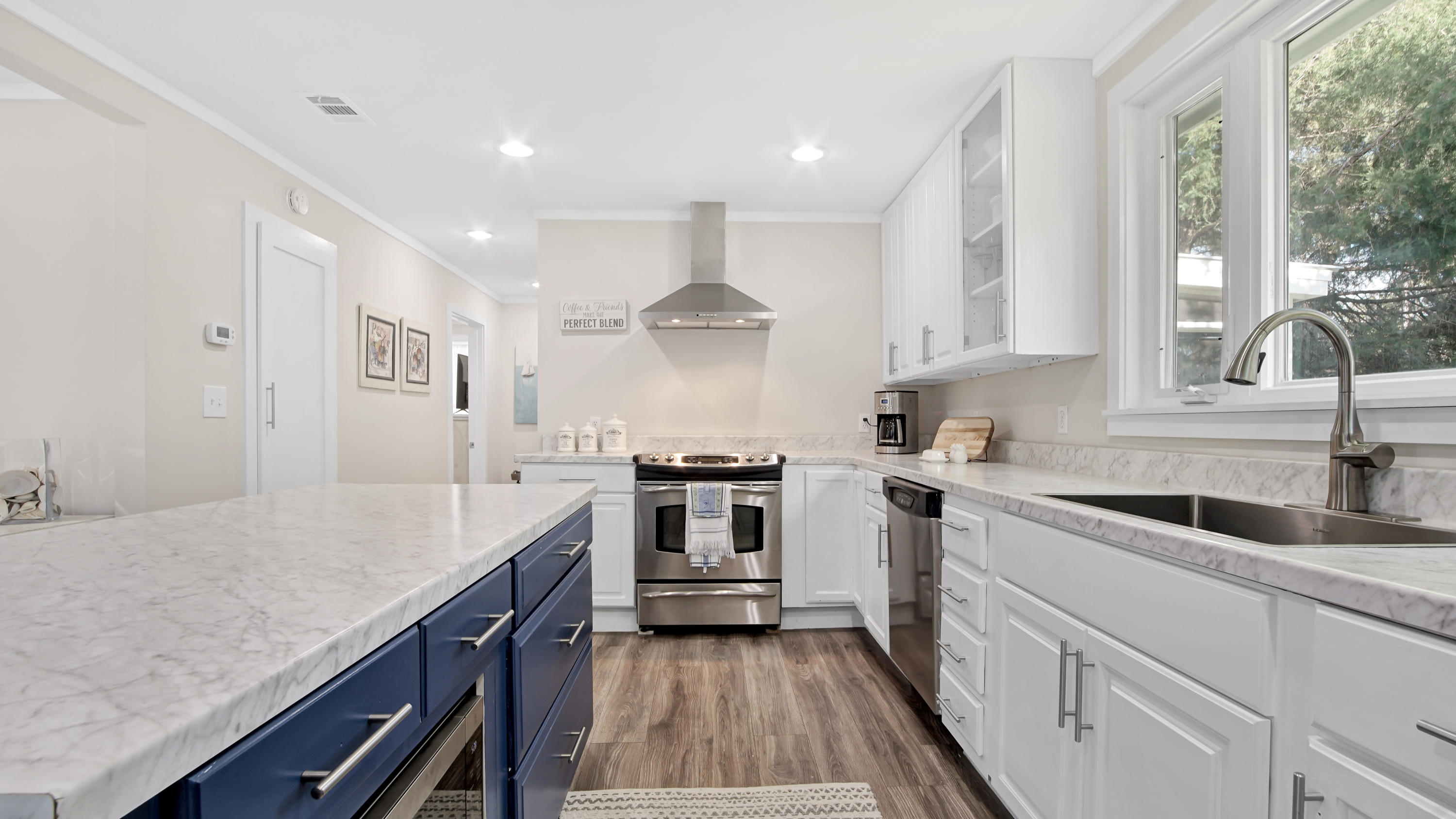 GULF SHORE MANOR - Residential