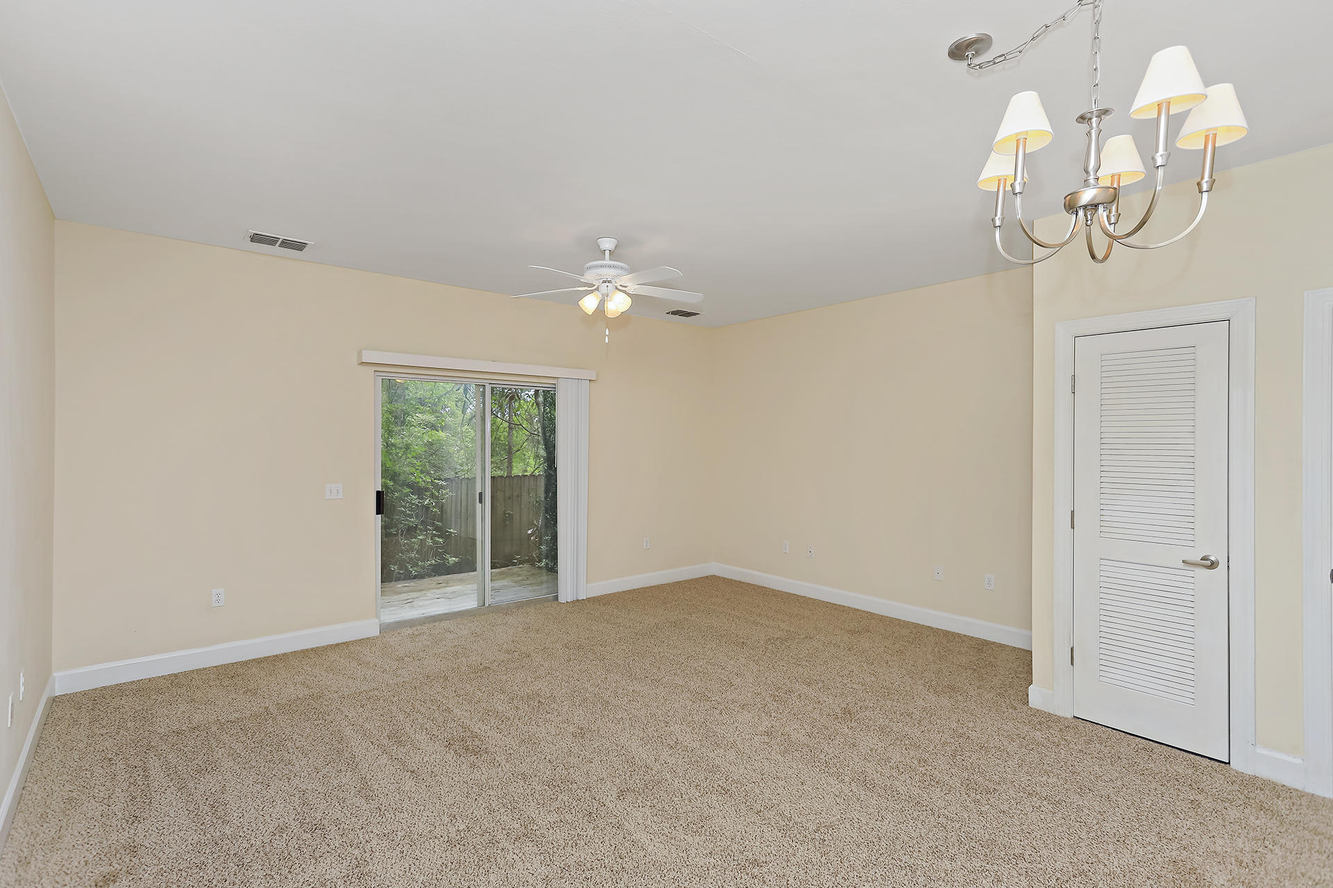 PALMS OF FREEPORT - Residential