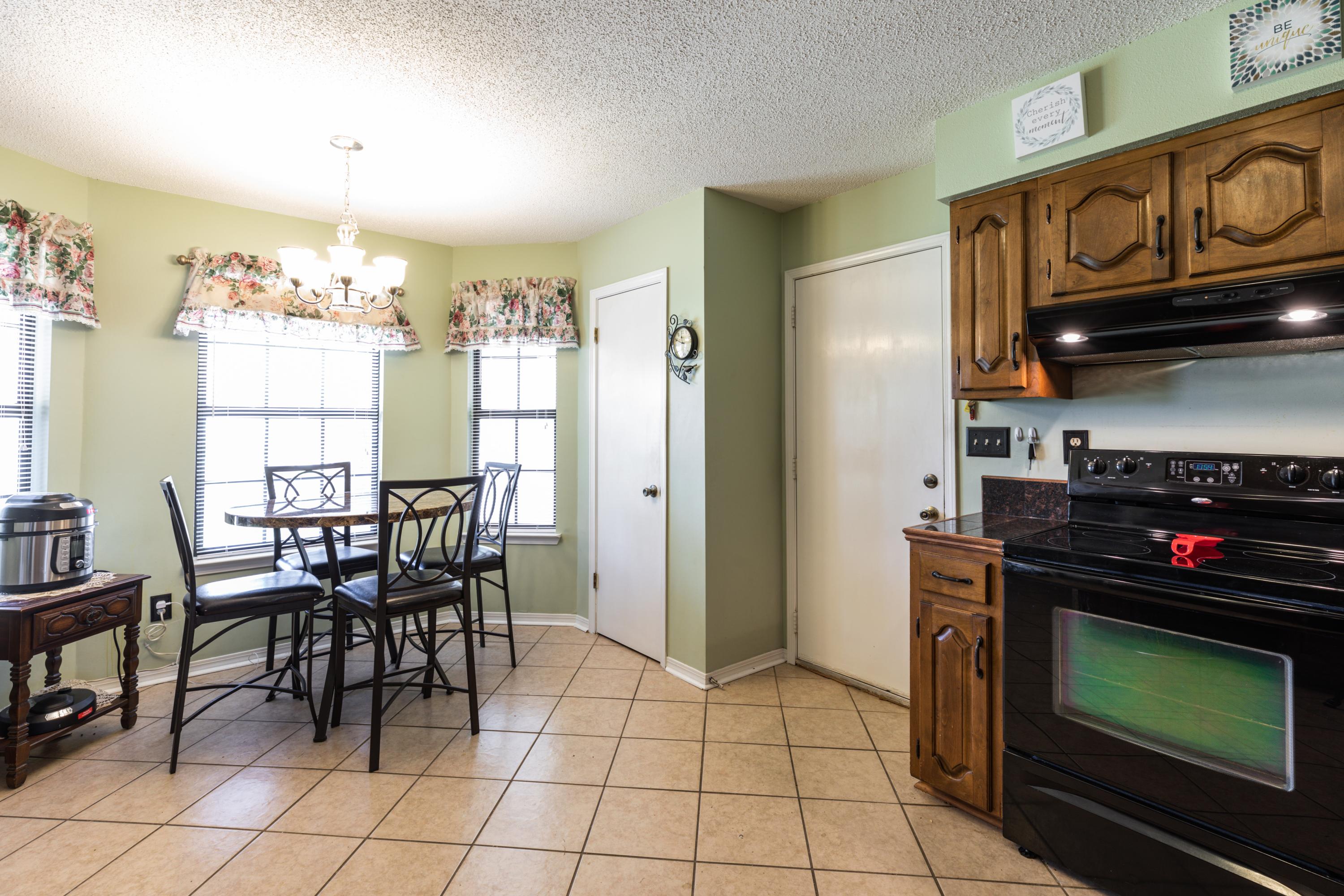 COUNTRYVIEW ESTATES 3RD ADDITION - Residential