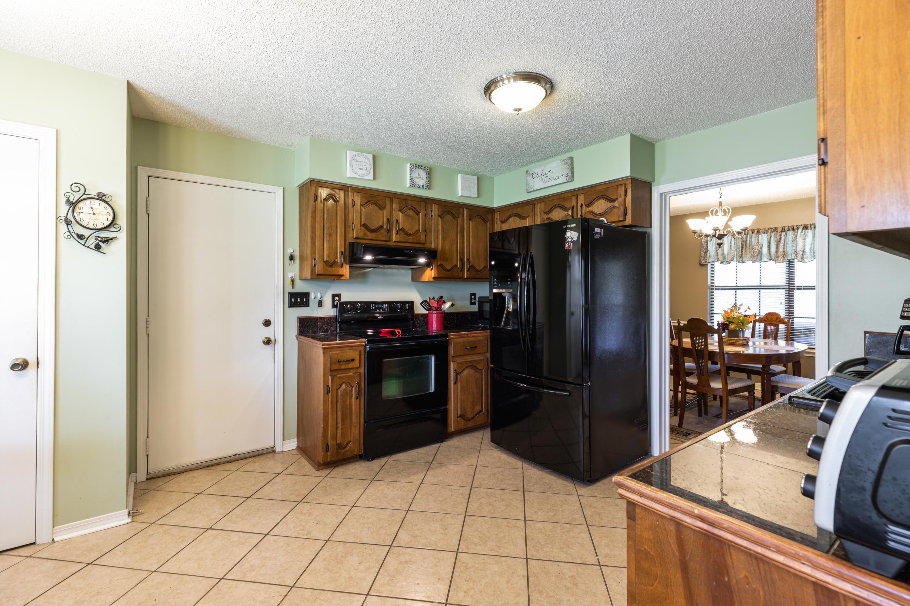 COUNTRYVIEW ESTATES 3RD ADDITION - Residential
