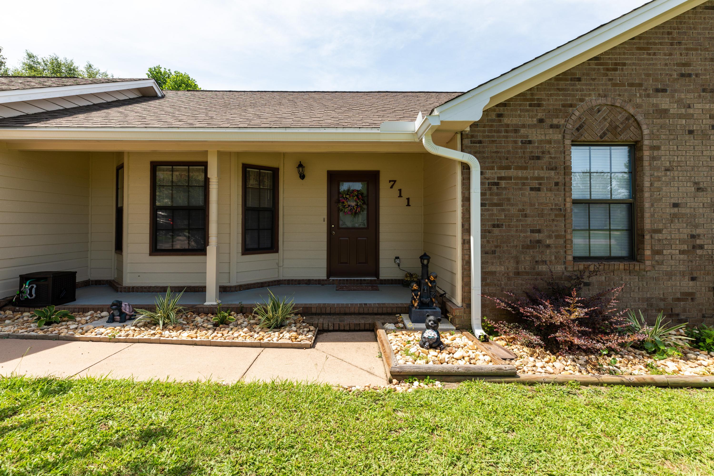 COUNTRYVIEW ESTATES 3RD ADDITION - Residential