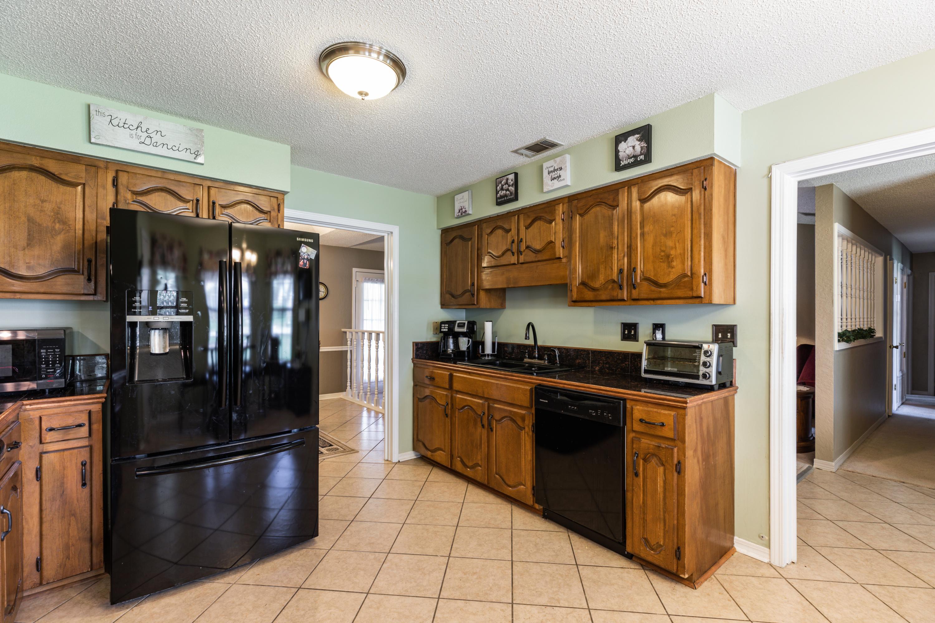 COUNTRYVIEW ESTATES 3RD ADDITION - Residential