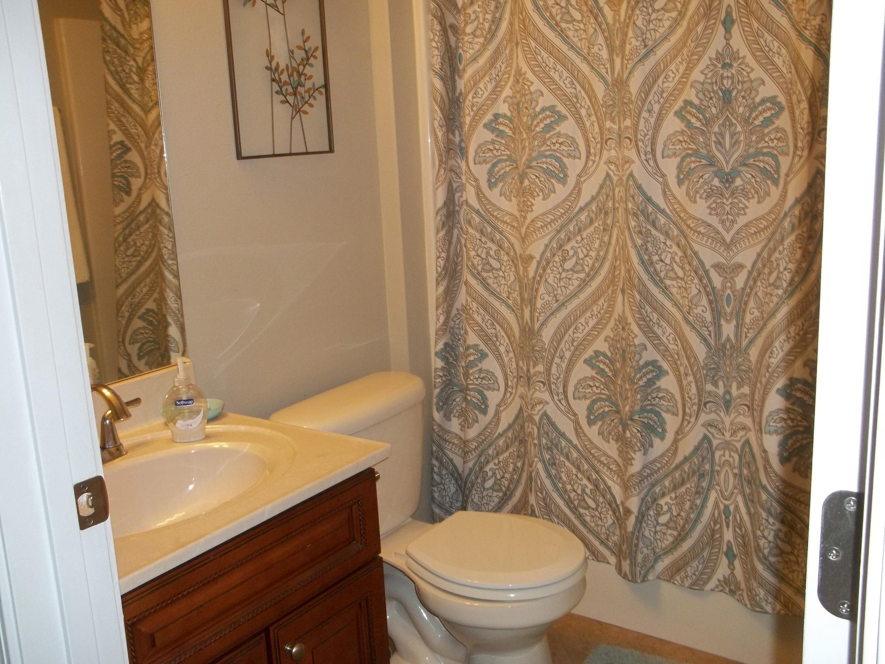 OAKWOOD LAKES ESTATES - Residential