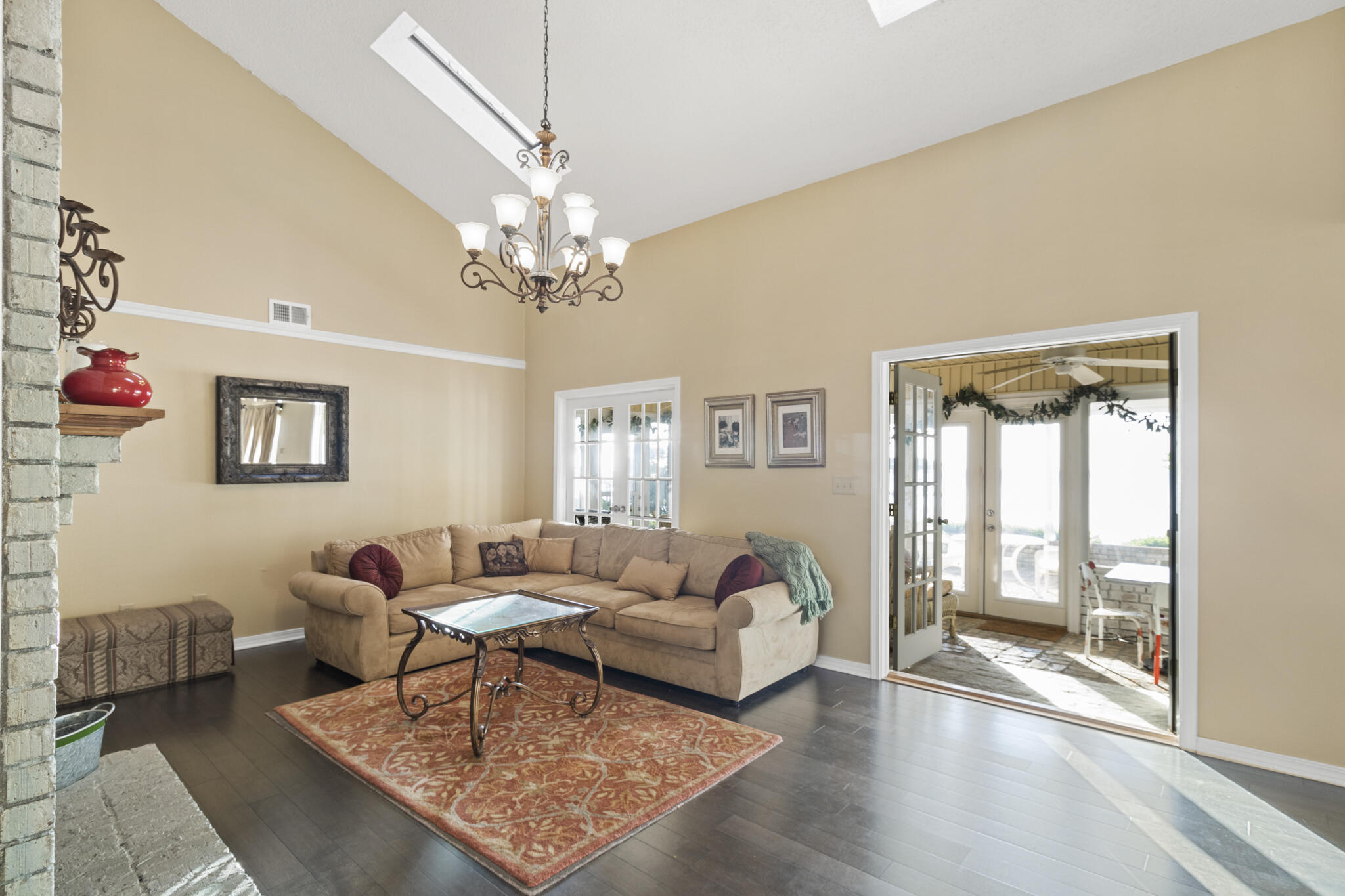 NO RECORDED SUBDIVISION - Residential