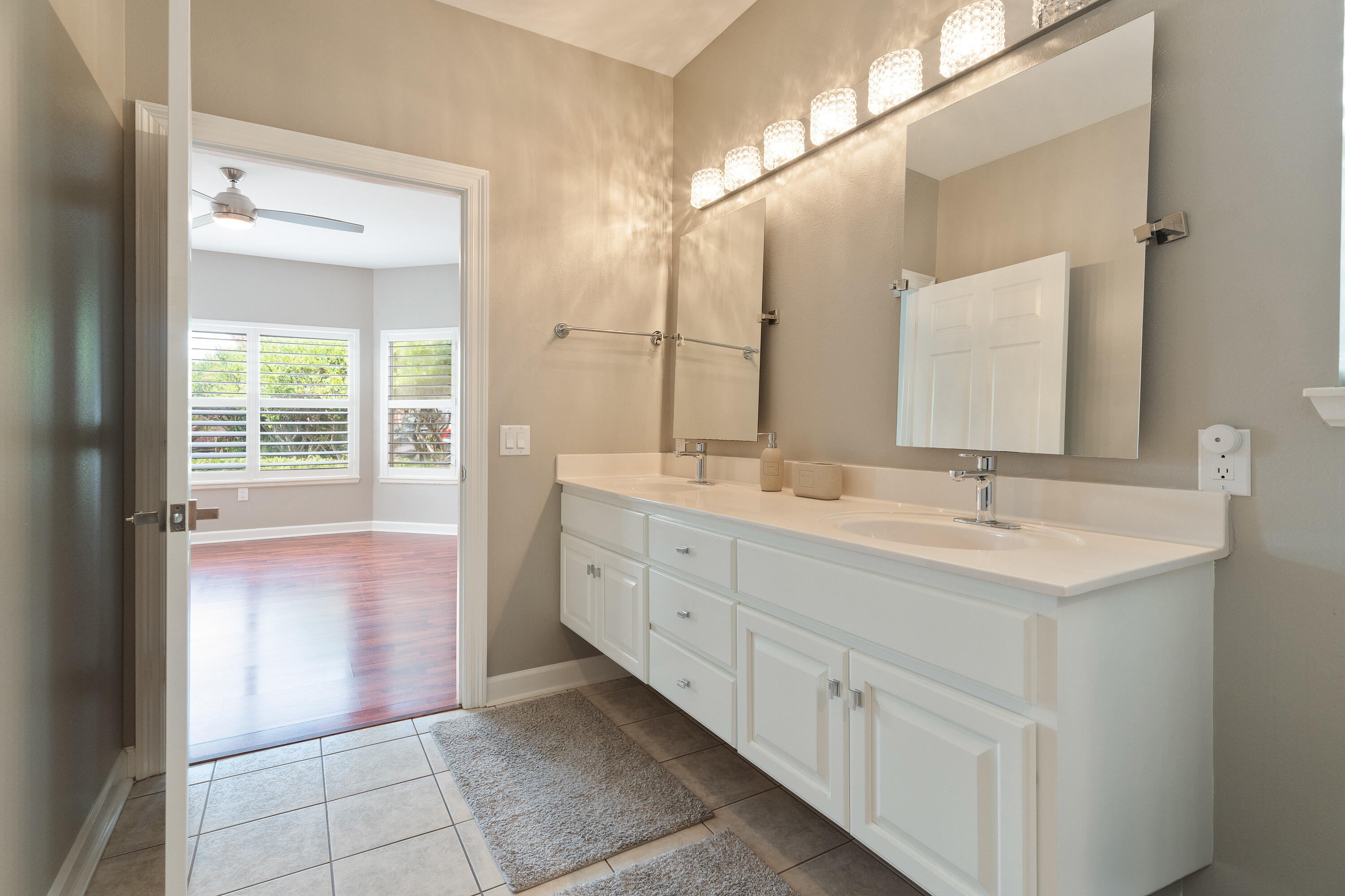 PALM HARBOR MARINA - Residential