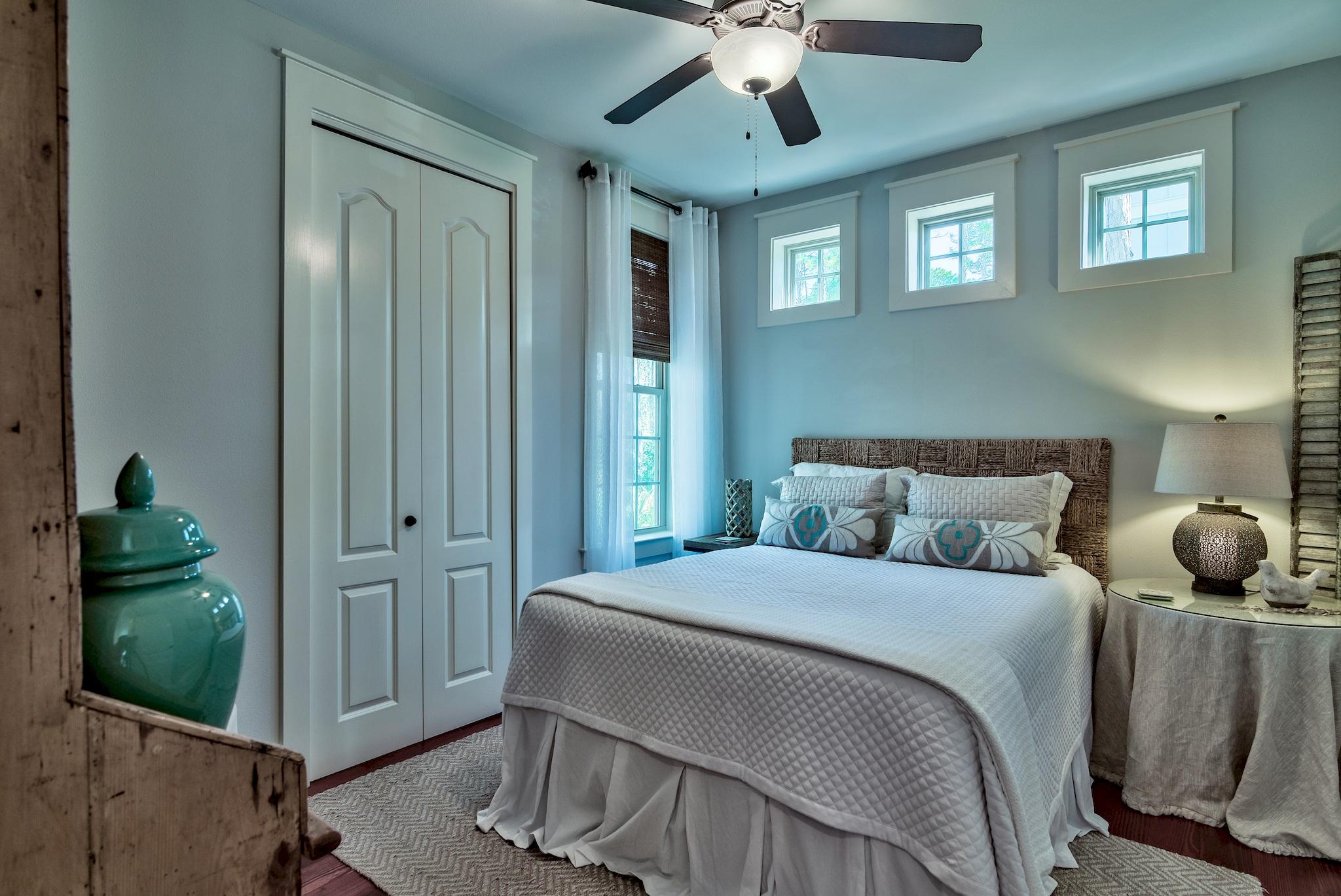 TREETOP VILLAGE - Residential