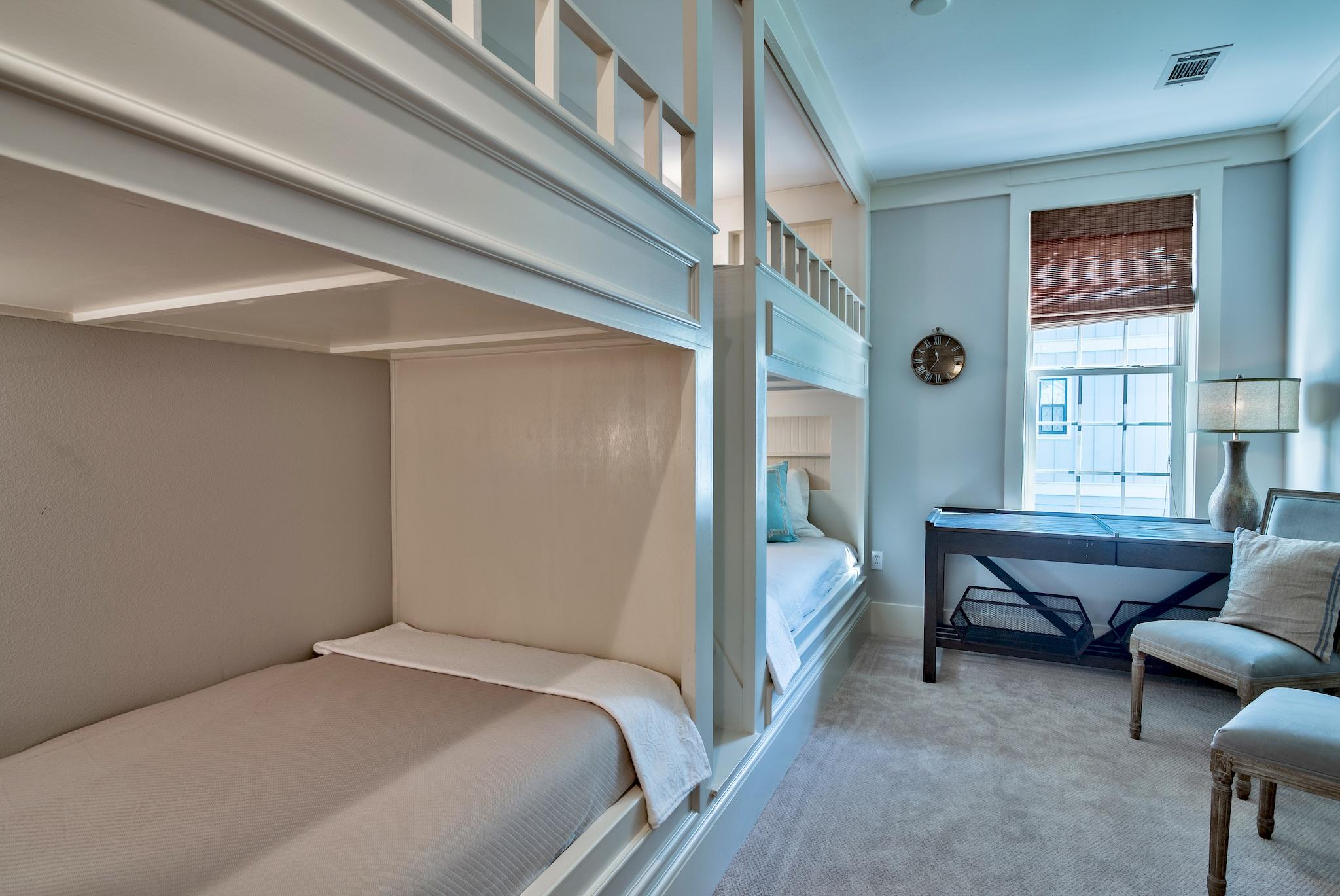 TREETOP VILLAGE - Residential