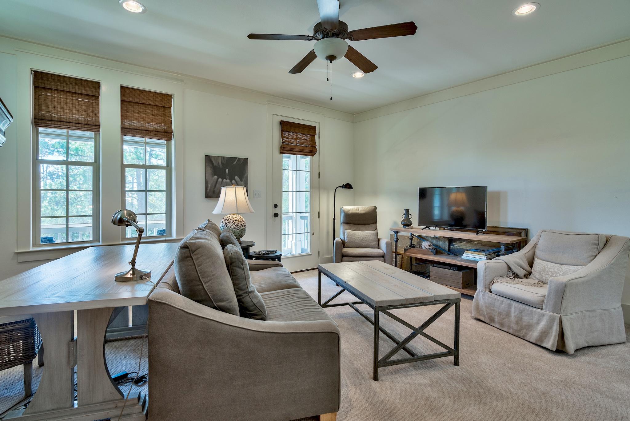 TREETOP VILLAGE - Residential