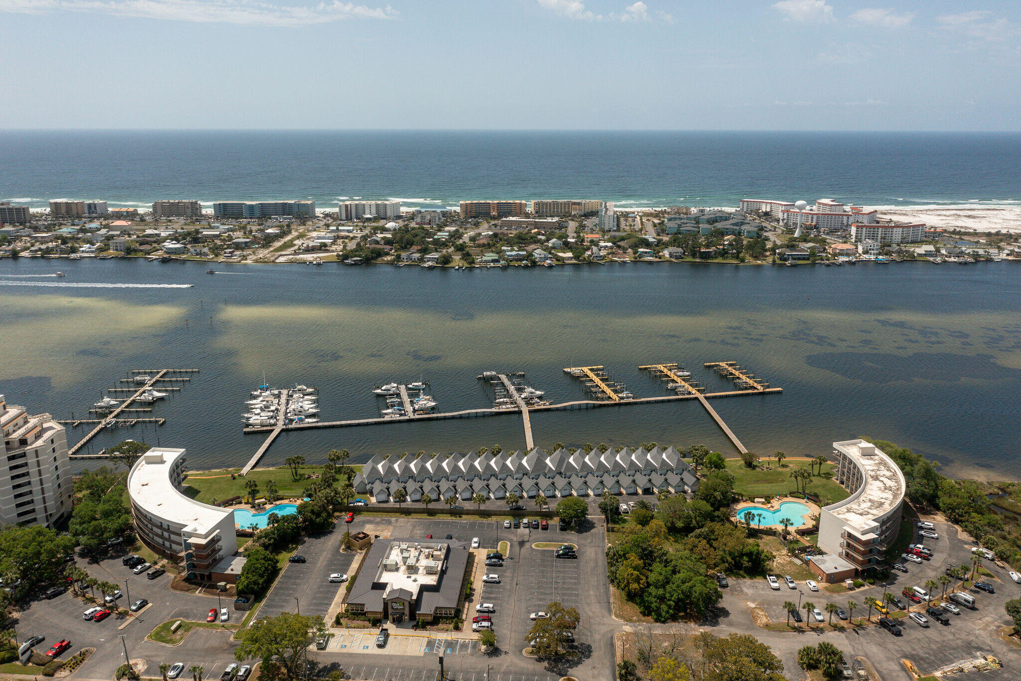 PIRATES BAY PH 1 - Residential