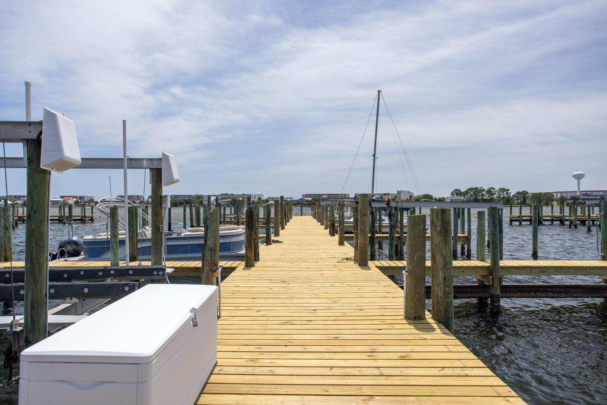 PIRATES BAY PH 1 - Residential