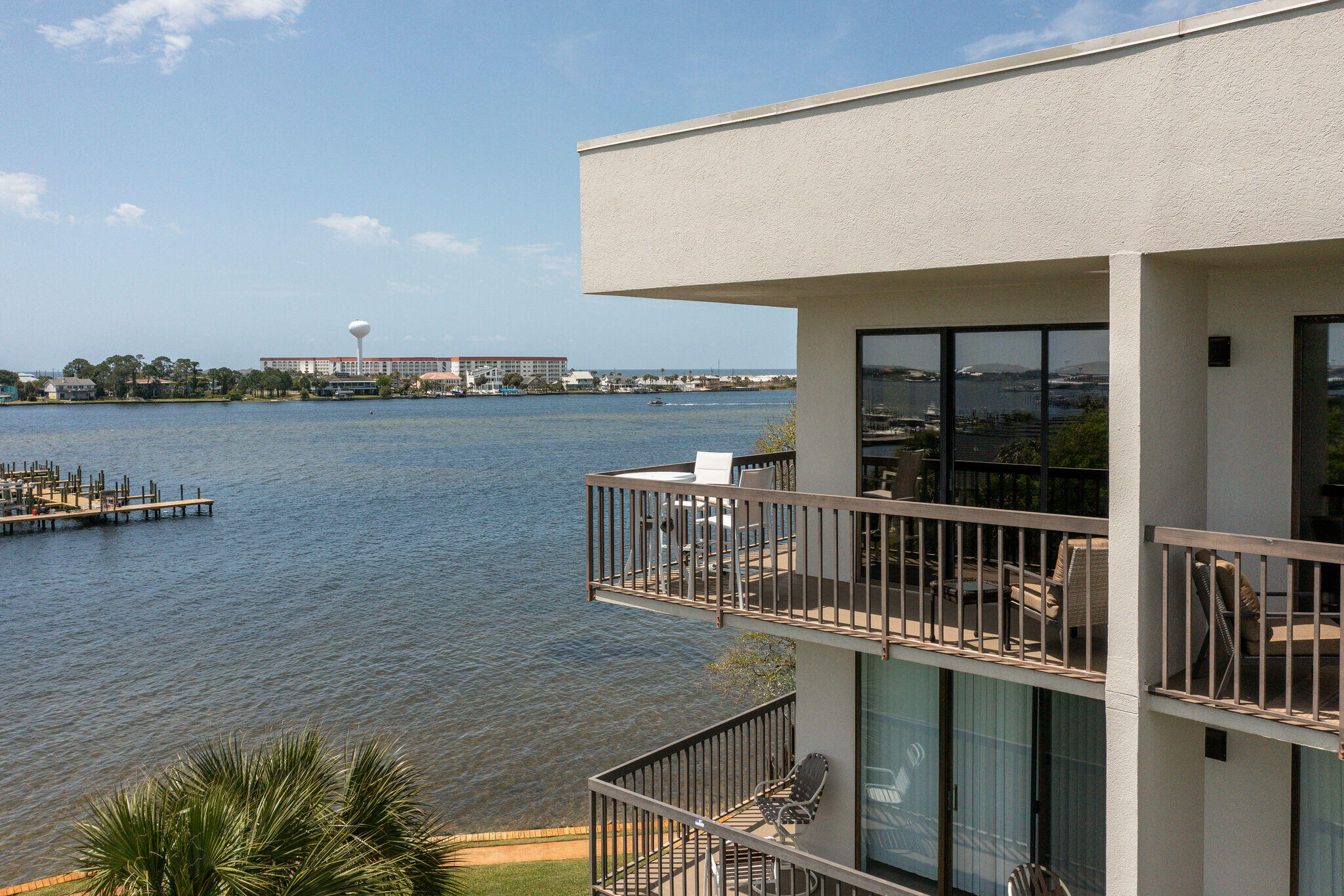 PIRATES BAY PH 1 - Residential