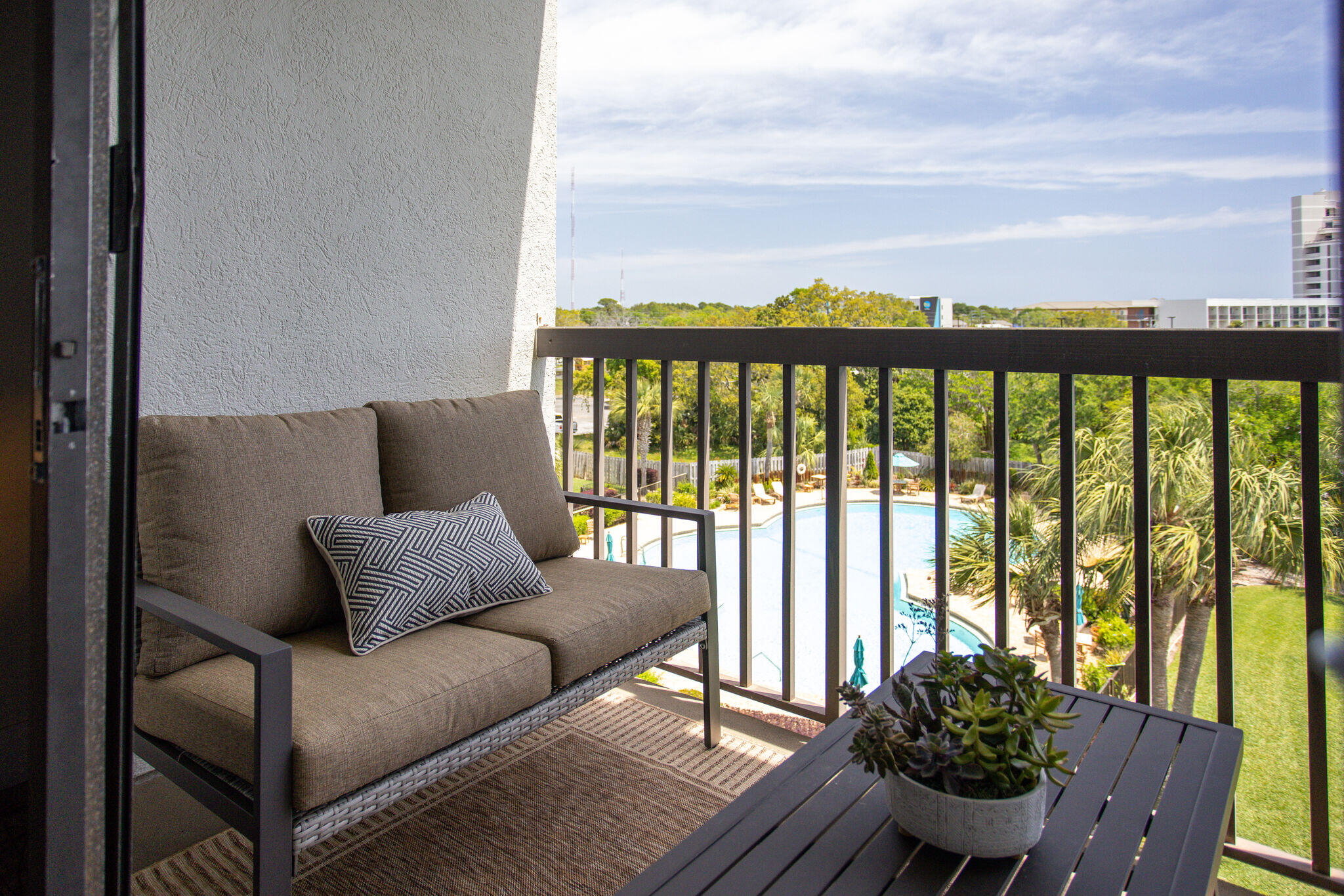 PIRATES BAY PH 1 - Residential